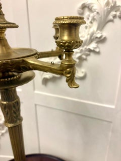 Antico candelabro a sei luci in ottone dorato vittoriano