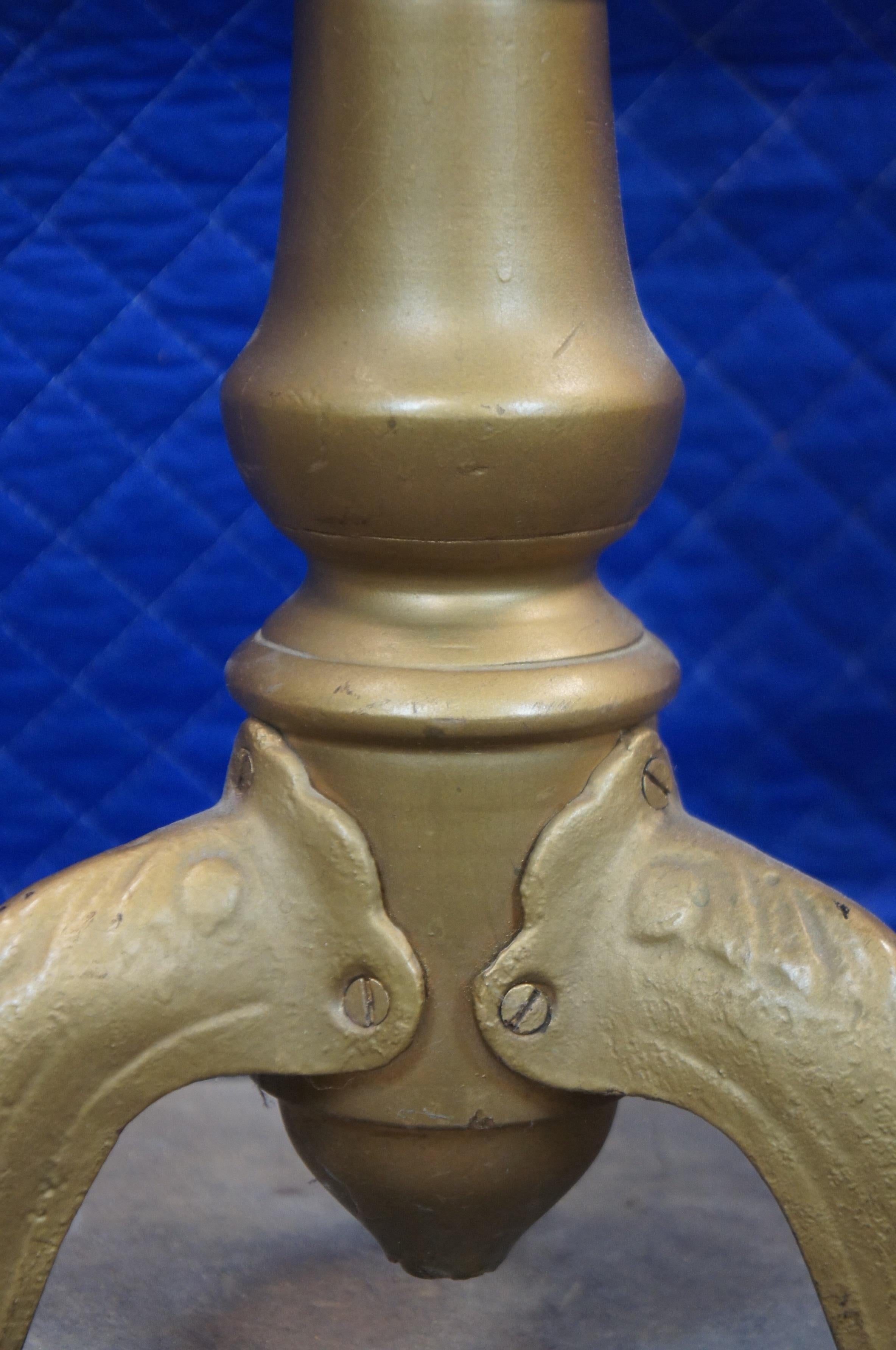 Tabouret de piano pivotant réglable de style victorien ancien, doré et à motifs floraux Bon état - En vente à Dayton, OH