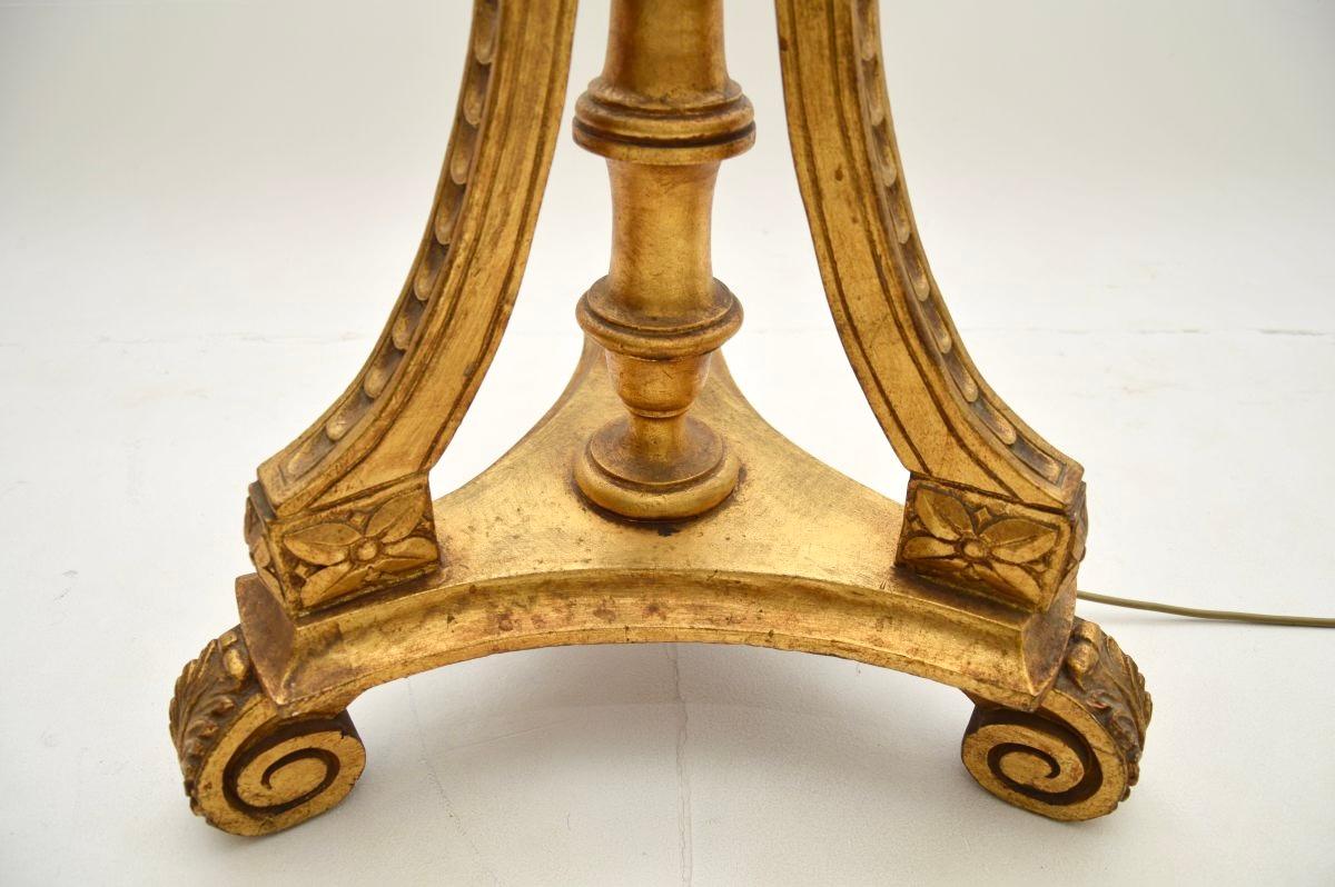 Lampadaire victorien ancien en bois doré en vente 1