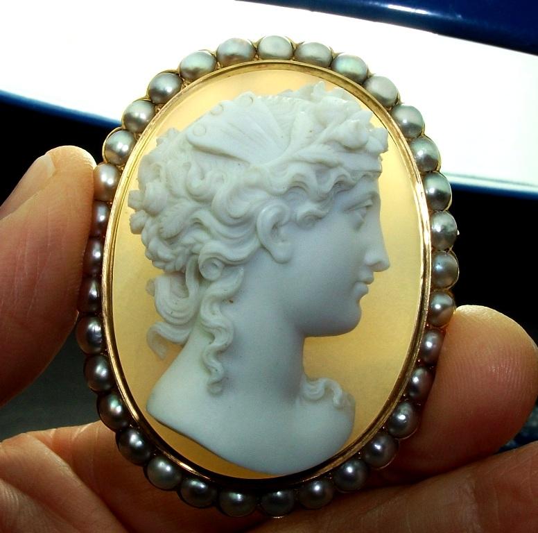 antique victorian cameo brooch