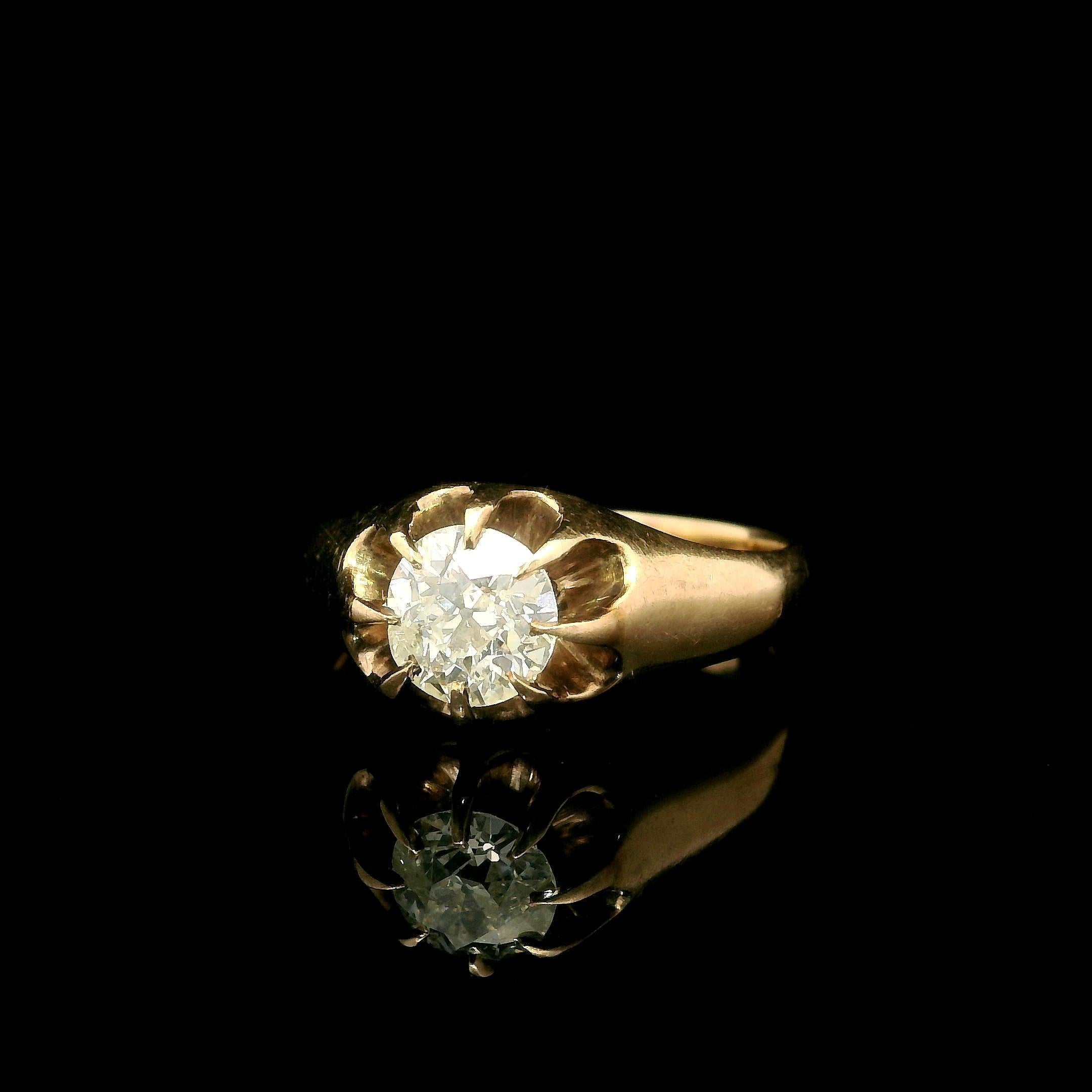 Taglio vecchia miniera Antico anello vittoriano in oro Belcher Set 0,60ct Diamonds Mine Solitaire Gypsy Ring in vendita