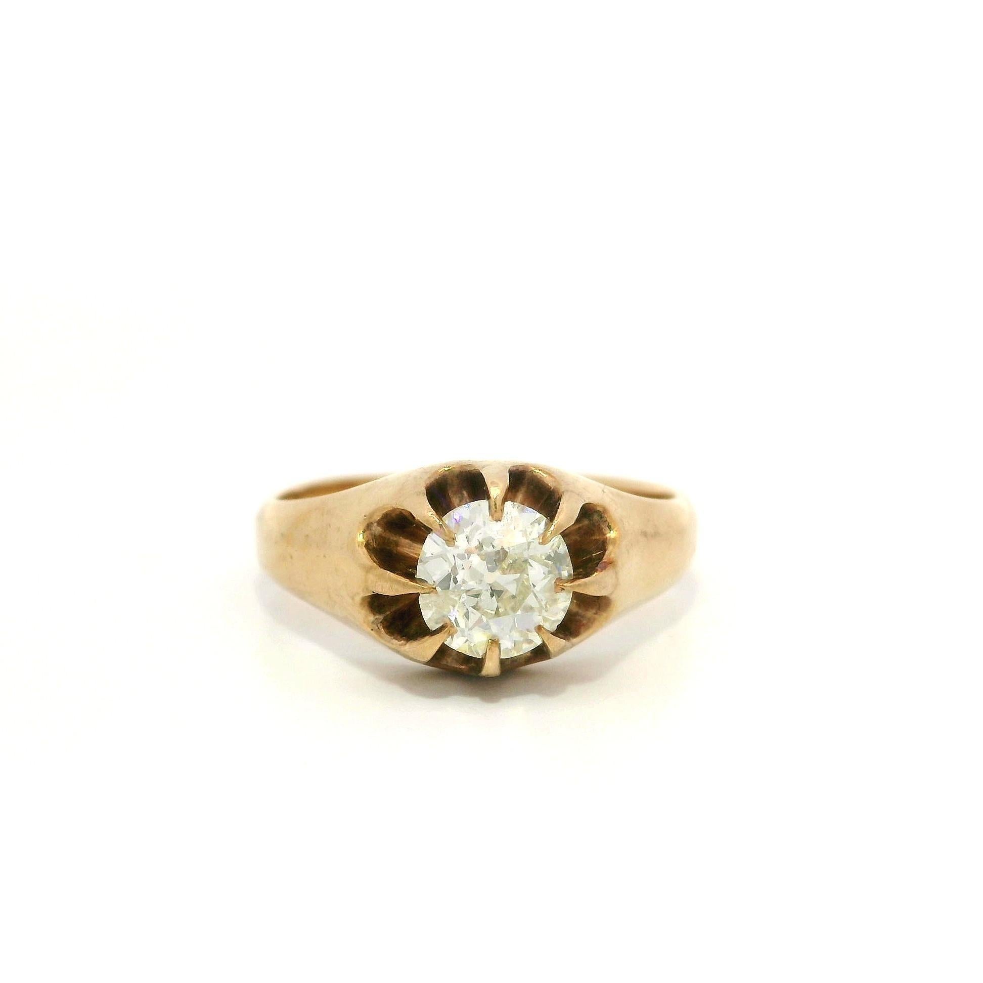 Antico anello vittoriano in oro Belcher Set 0,60ct Diamonds Mine Solitaire Gypsy Ring in vendita 2