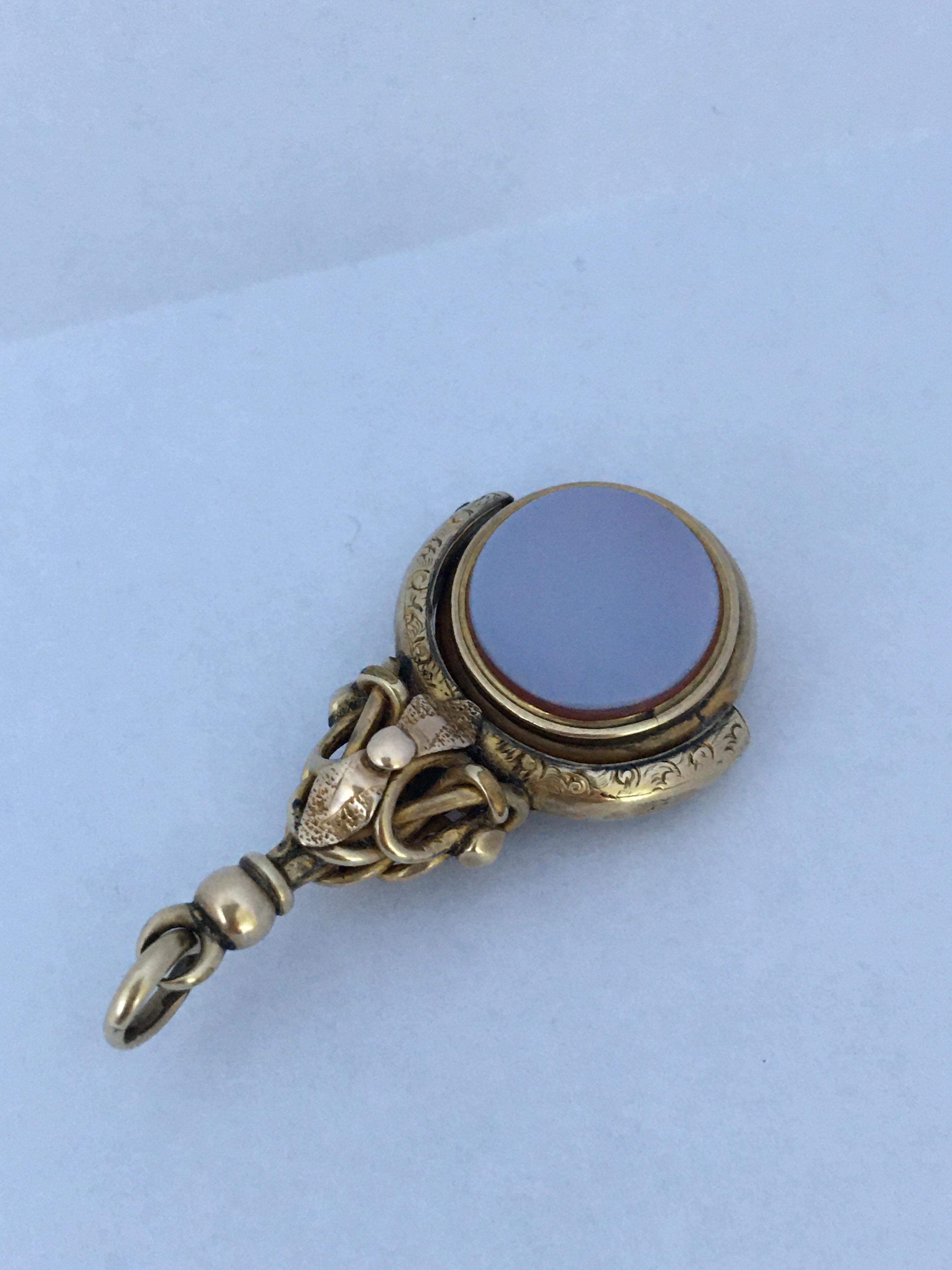 Antique Victorian Gold Bloodstone and Sardonyx Swivel Fob / Pendant In Good Condition In Carlisle, GB