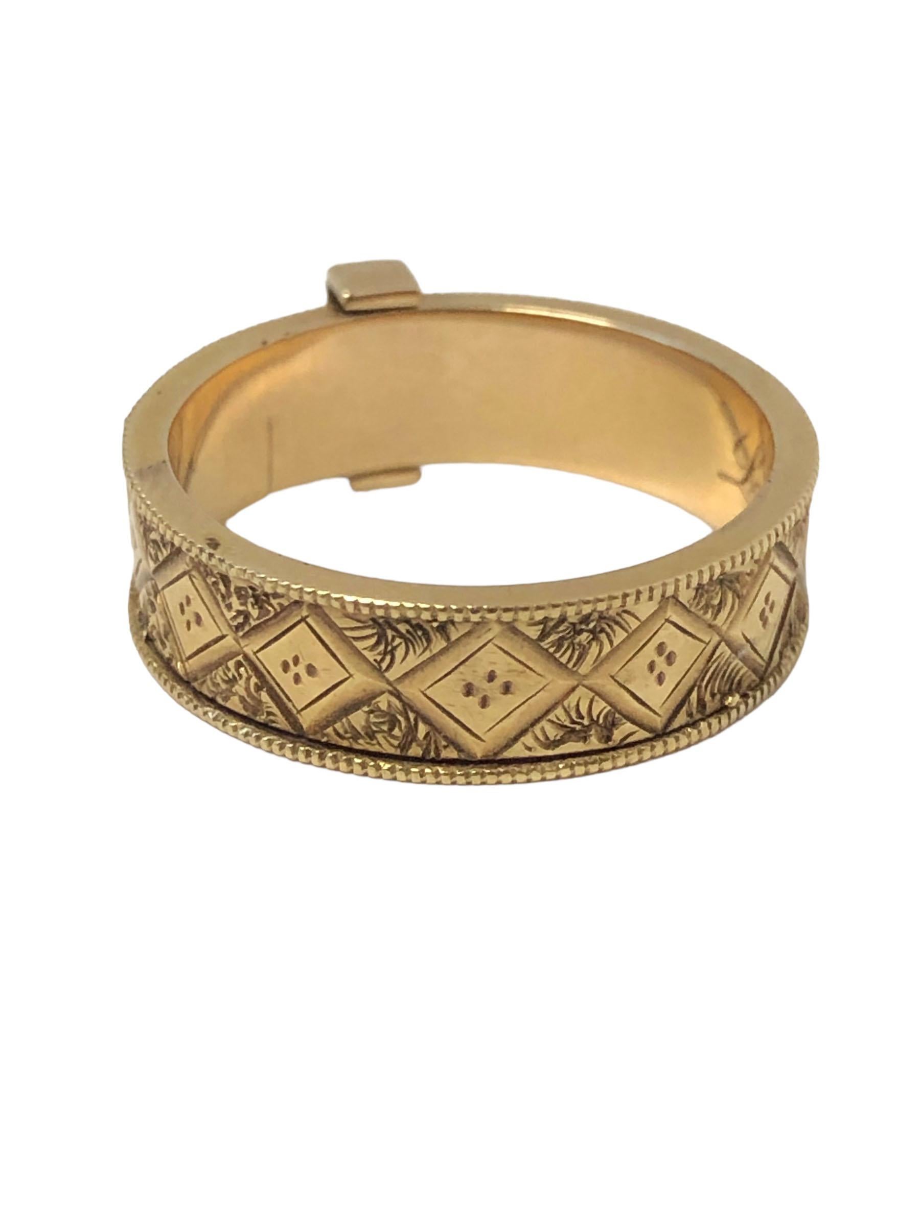 Antique Victorian Gold Buckle Form Mourning Memento Ring In Excellent Condition For Sale In Chicago, IL