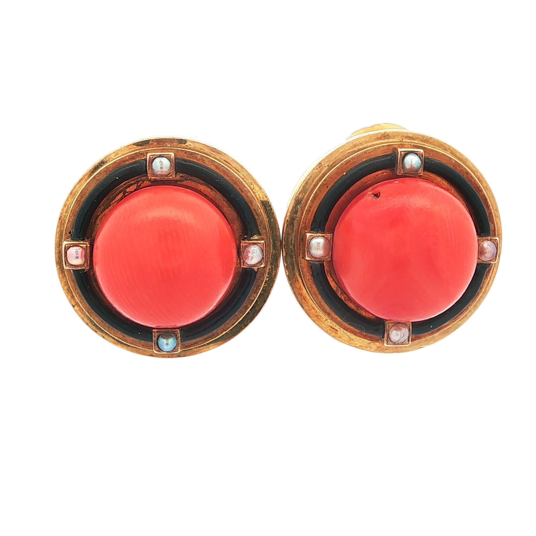 --Piedra(s): --
(2) Coral auténtico natural - Corte cabujón redondo - Color naranja intenso - 11 mm cada uno (aprox.)
(8) Perlas Cultivadas Auténticas - Forma Redonda - Colores Blanco, Dorado y Gris - 1,4mm c/u

Material: Oro amarillo macizo de 18