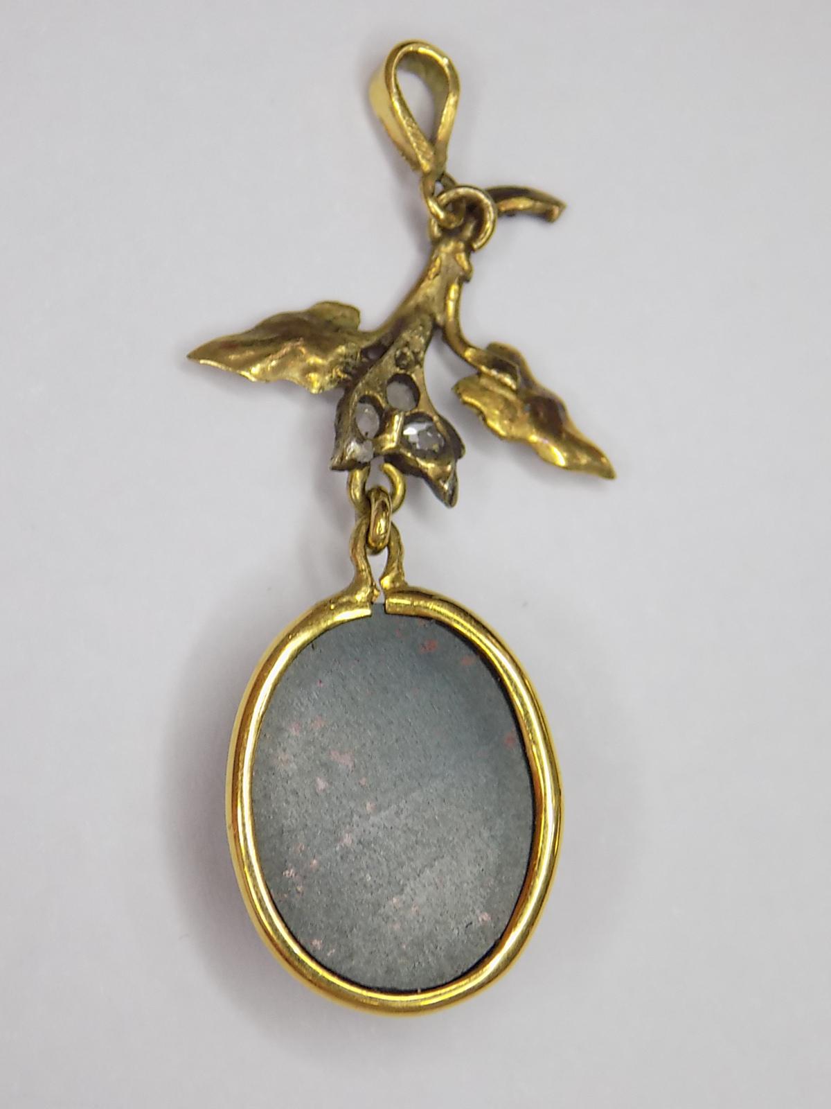 Antique Victorian Gold Diamond and Bloodstone Agate Pendant In Excellent Condition In Boston, Lincolnshire
