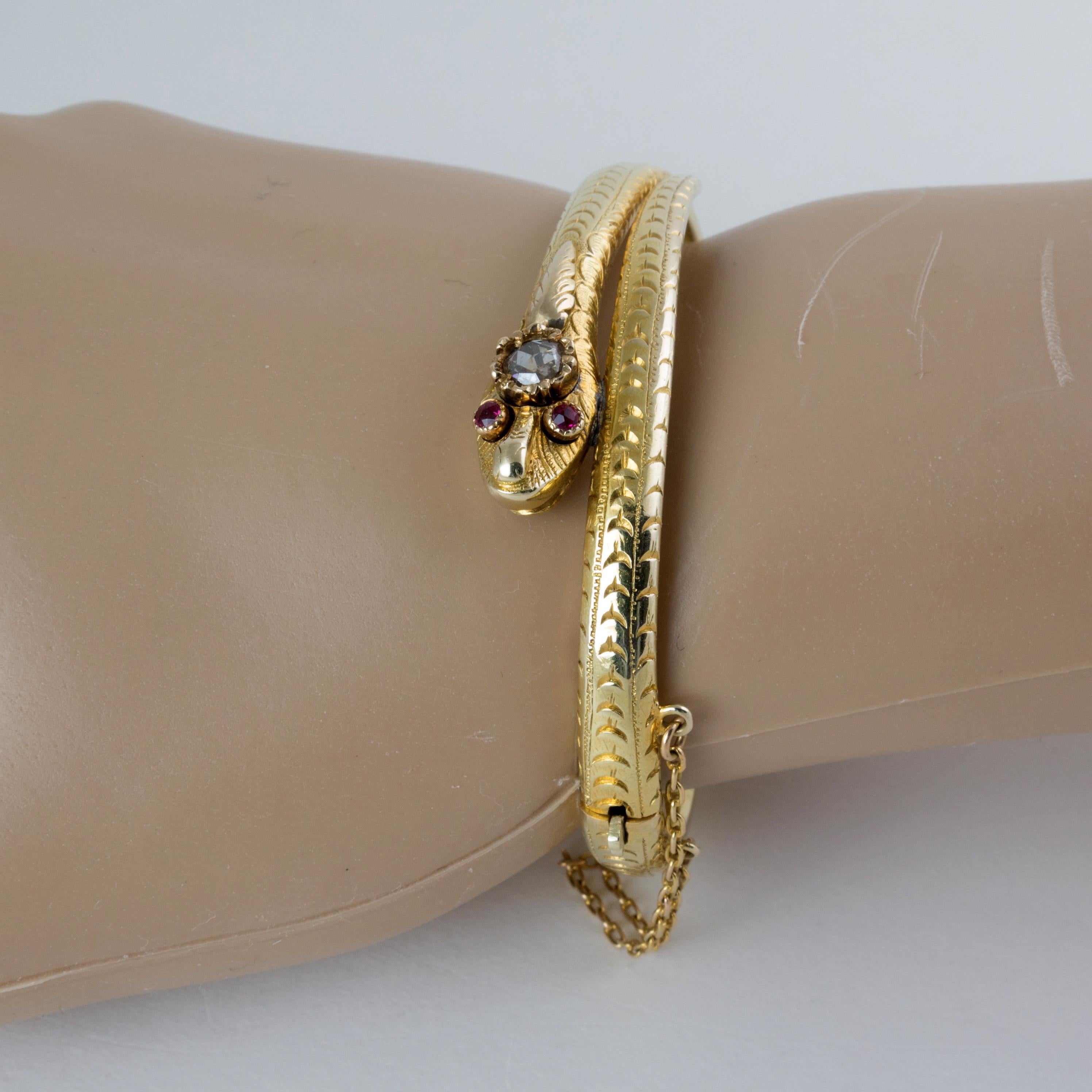 Victorien Antique Victorian gold diamond and ruby high karat snake bracelet bangle en vente
