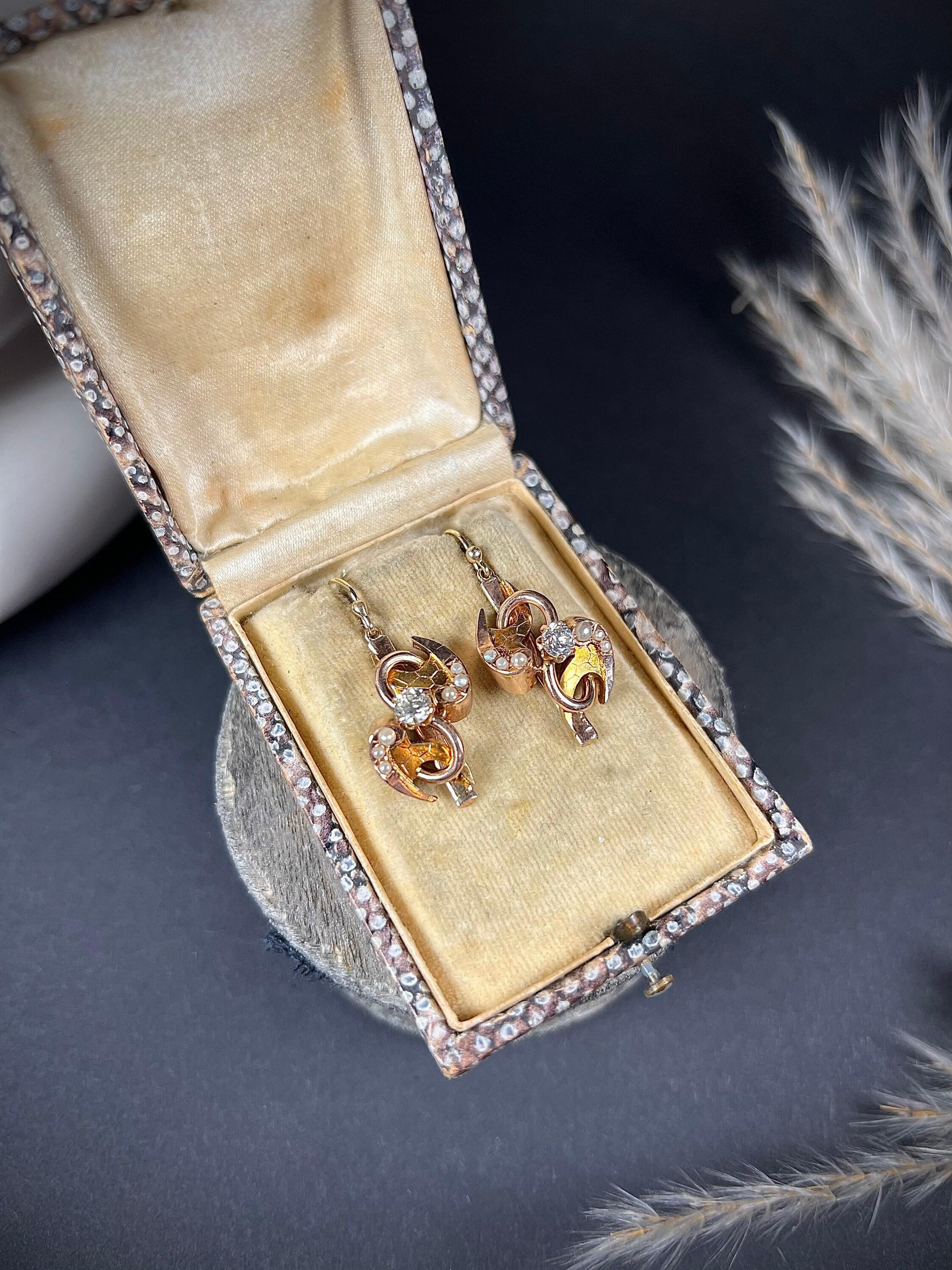 Antique Victorian Gold, Diamond & Pearl Drop Earrings In Good Condition For Sale In Brighton, GB