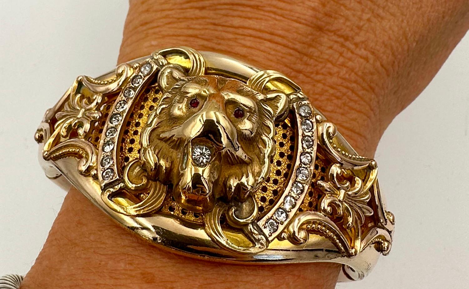 Antiker viktorianischer Gold geflochtener Löwen-Armreif mit Tigerkatze-Schmuck im Zustand „Hervorragend“ im Angebot in Sesser, IL