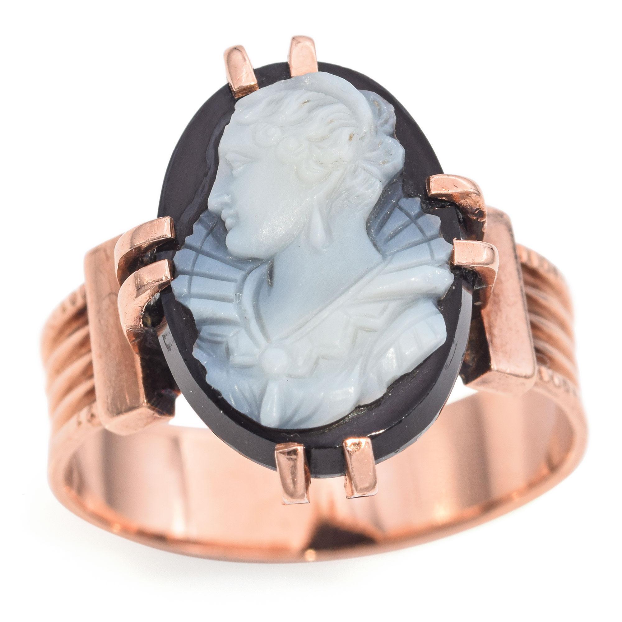 Uncut Antique Victorian Gold Hardstone Cameo Ring For Sale