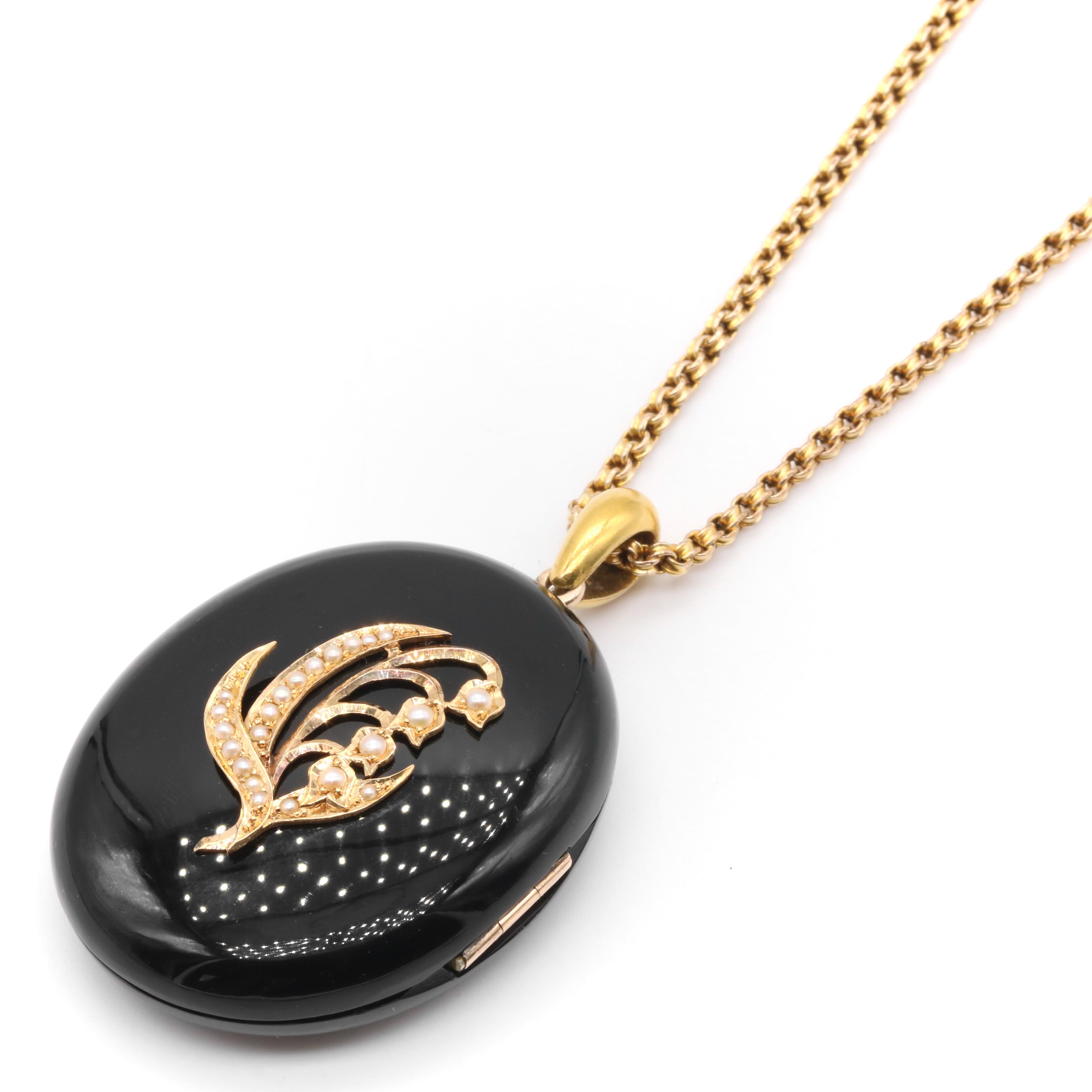 Antique Victorian Gold Large Oval Pearl Lily of the Valley Mourning Locket 2