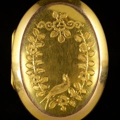 Antique Victorian Gold Locket 9 Carat, circa 1900