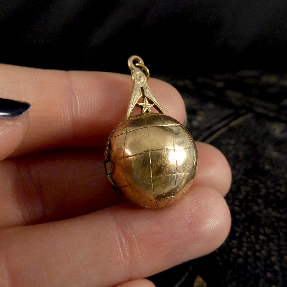 Antique Victorian Gold Masonic Globe and Compass Folding Fob Pendant 3