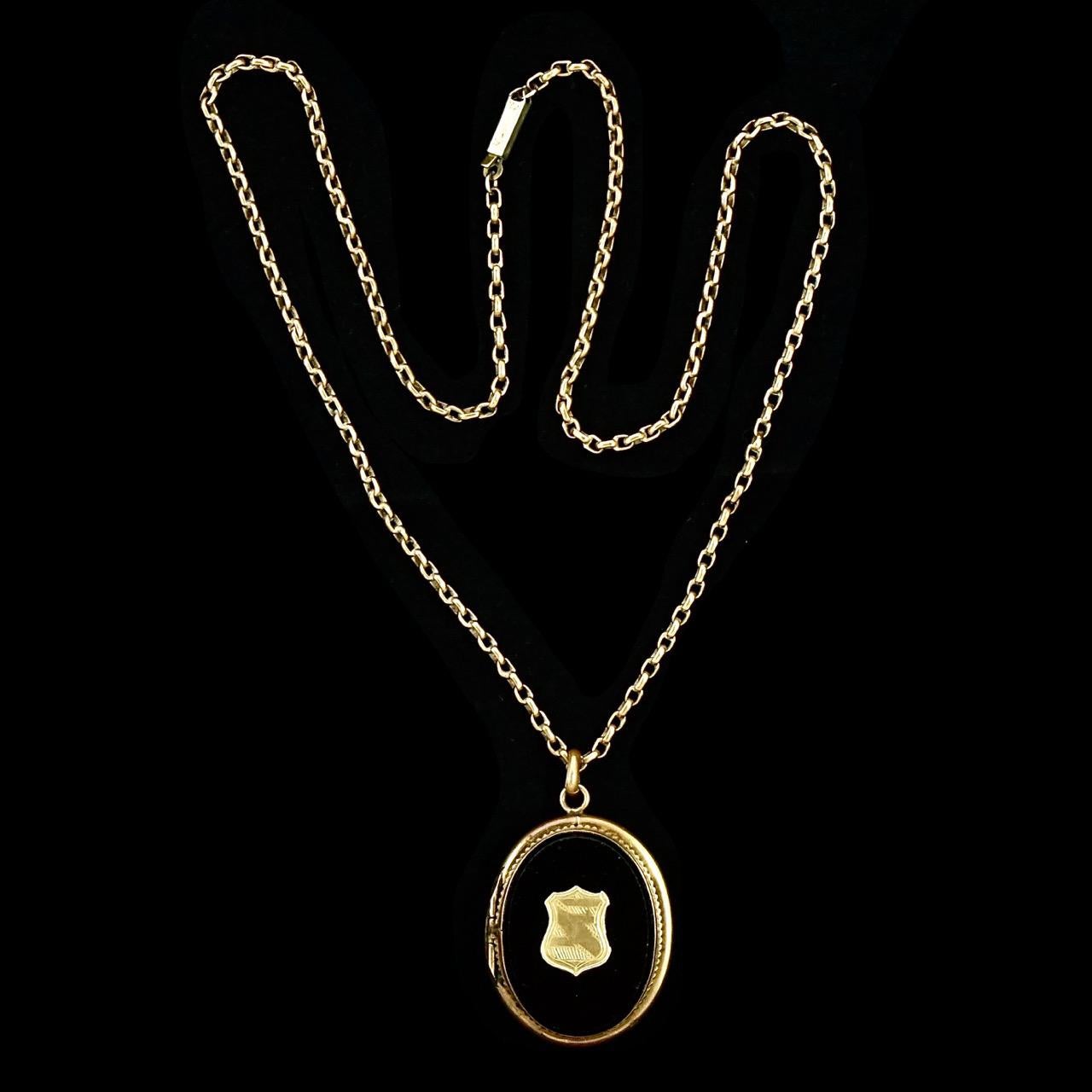 Antique médaillon de deuil de deuil français plaqué or de style victorien avec chaîne Belcher en vente 7