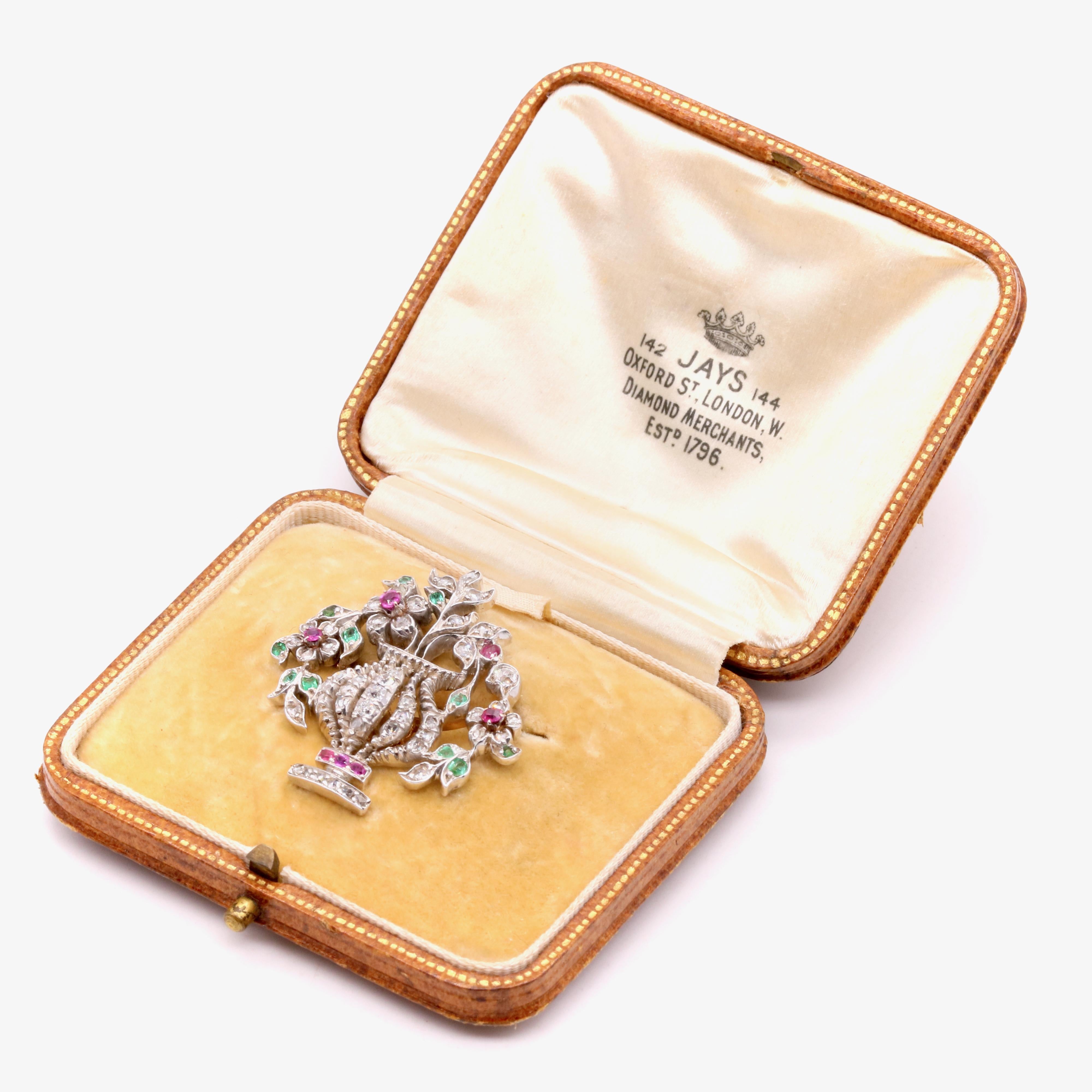 Antiguo broche victoriano de oro y plata con colgante de diamantes, rubíes y esmeraldas Jardiniere Corte europeo antiguo en venta
