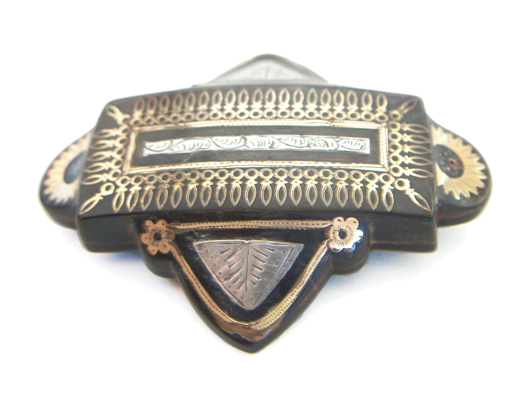 Women's or Men's Antique Victorian Gold & Silver Piqué Brooch, United Kingdom, Circa 1880 For Sale