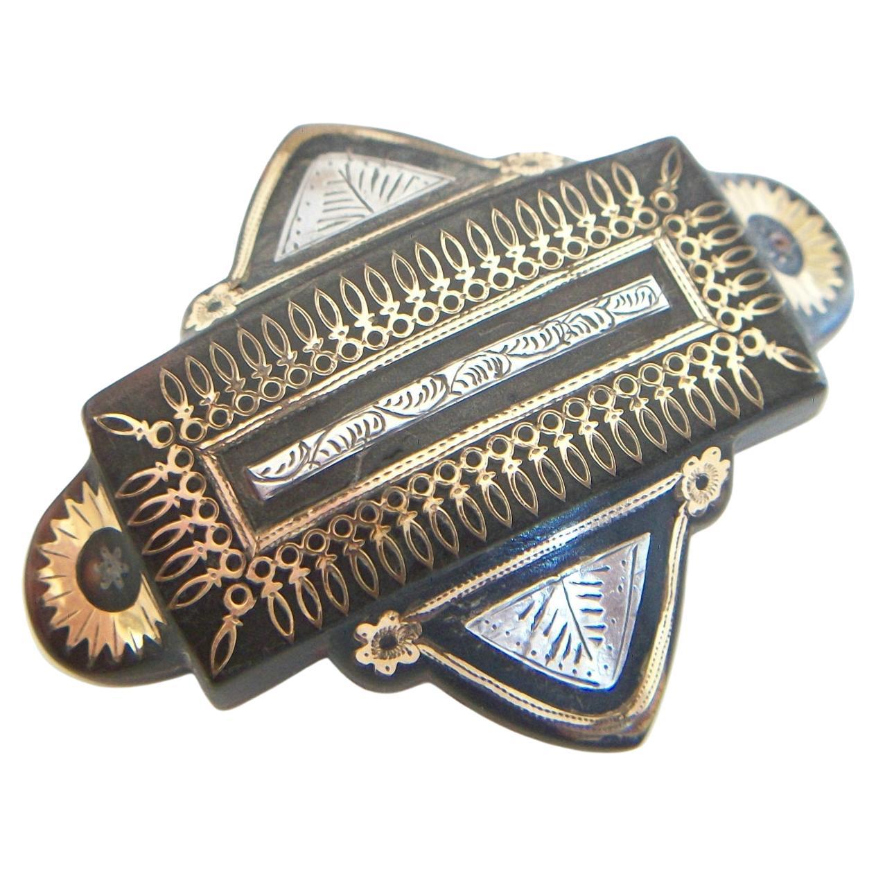 Broche piquée en or et argent de l'époque victorienne, Royaume-Uni, vers 1880