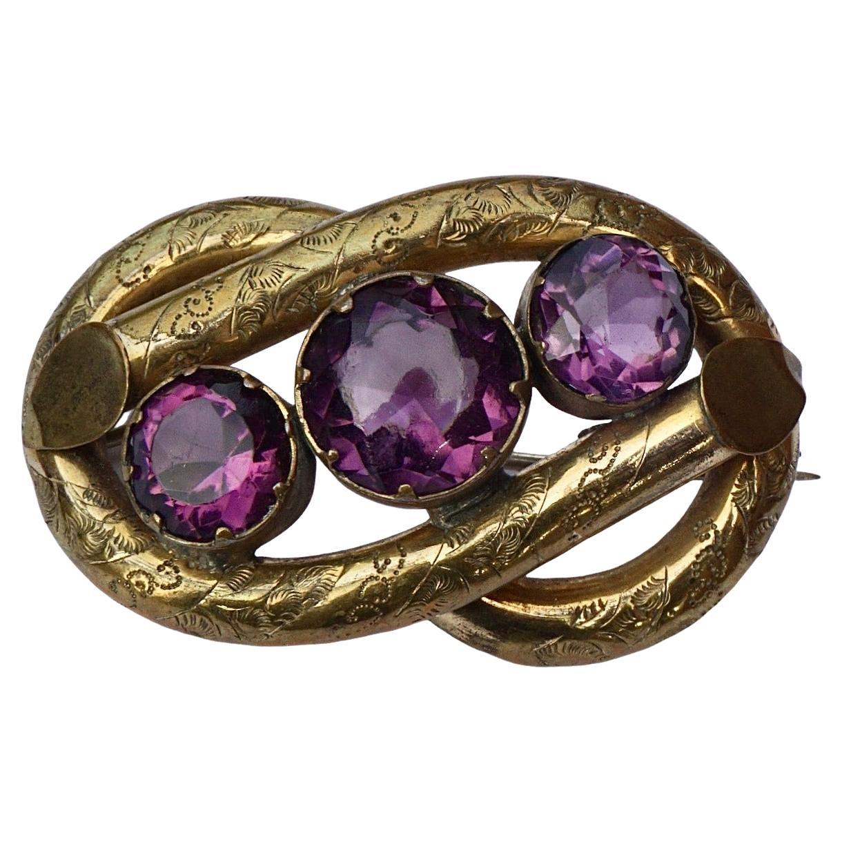Broche victorienne ancienne gravée à la main en or et fausse améthyste