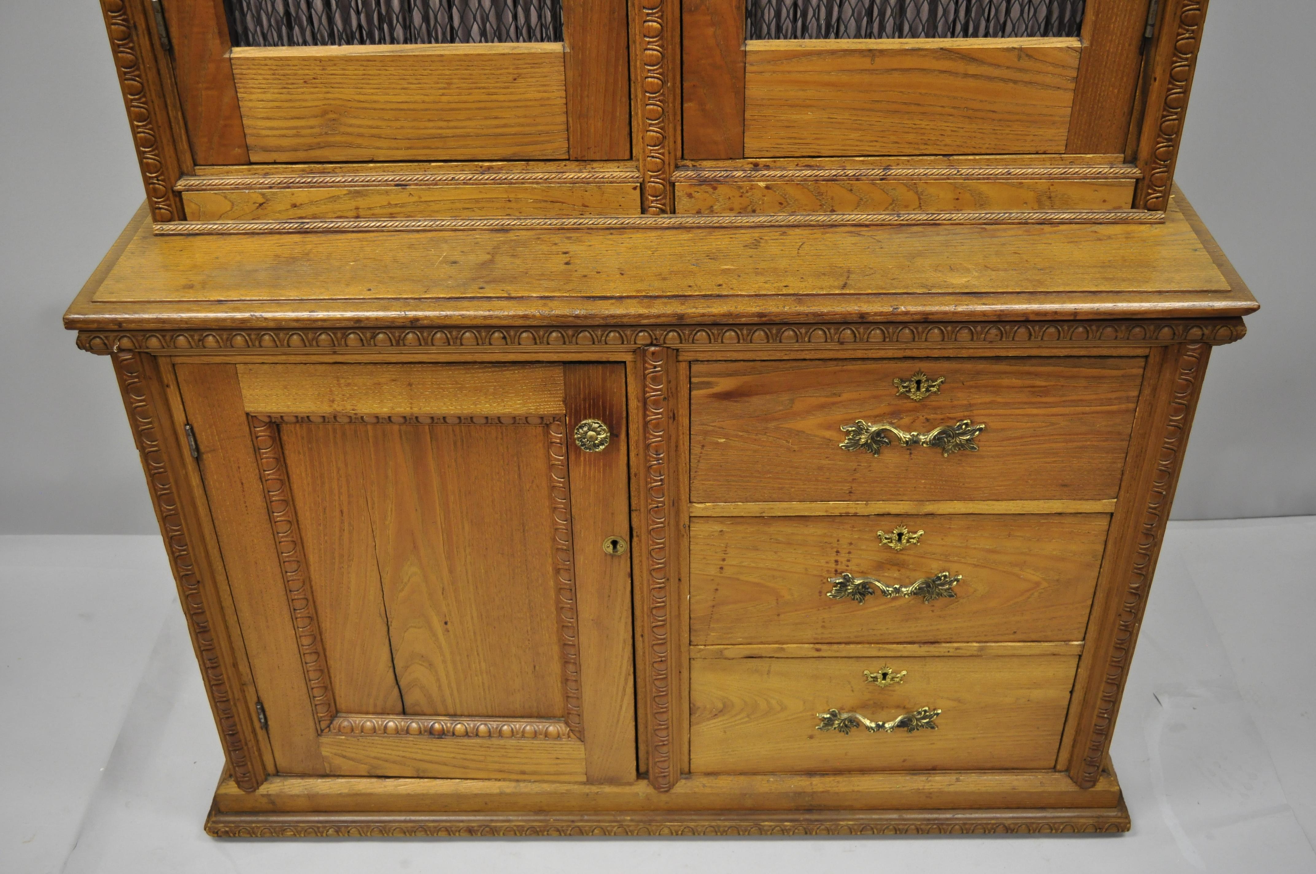 Antique Victorian Golden Oak Bookcase Hutch Buffet China Cabinet Tall Cupboard In Good Condition In Philadelphia, PA