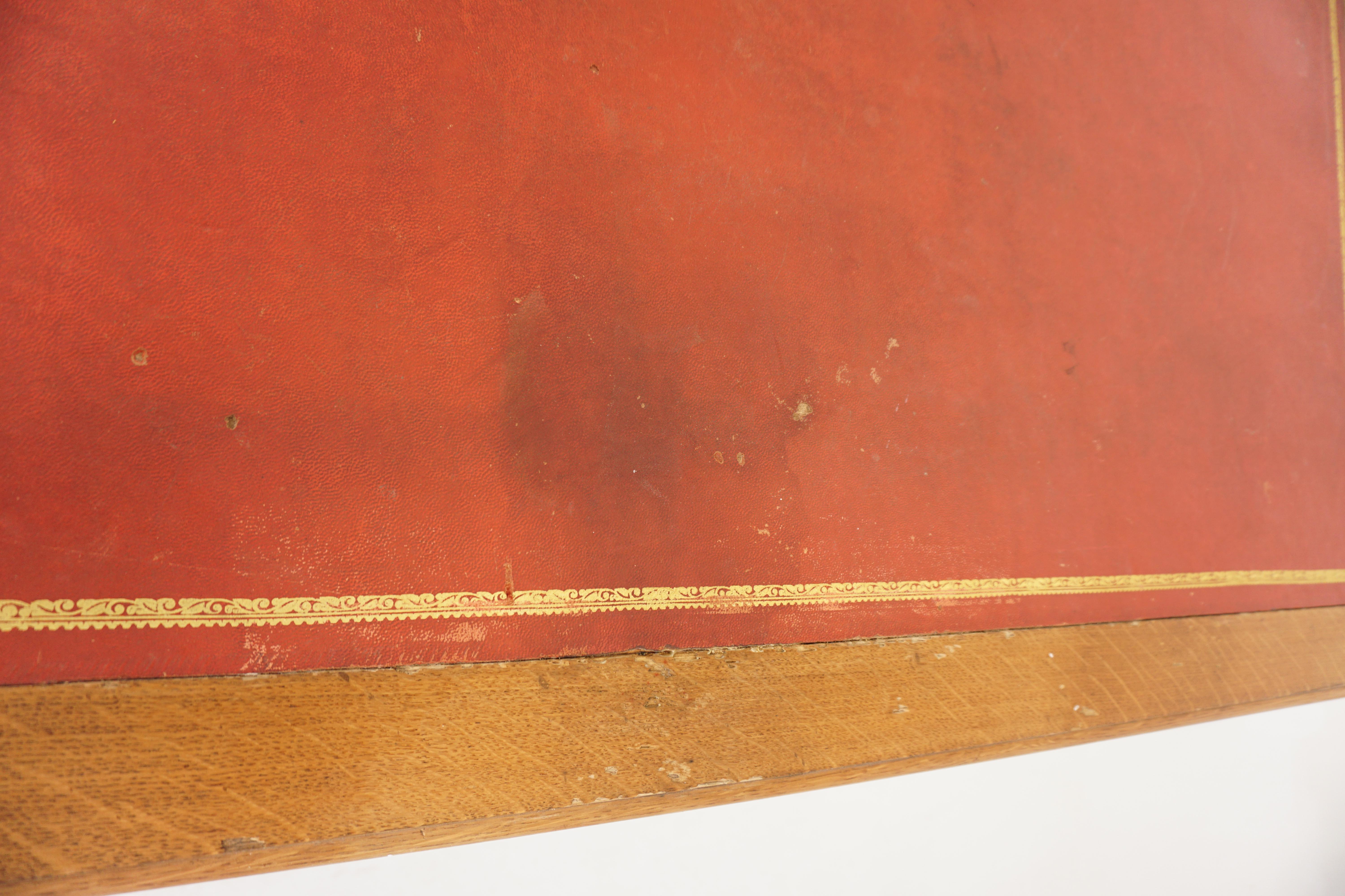 Bureau victorien ancien en chêne doré sur piédestal, table à écrire, Écosse, 1890 en vente 6