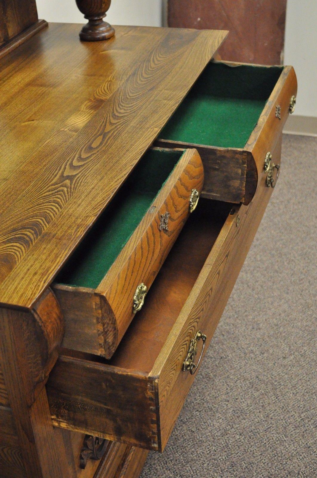 Antique Victorian Golden Quartered Oak Carved Mirror Sideboard Server Buffet In Good Condition In Philadelphia, PA