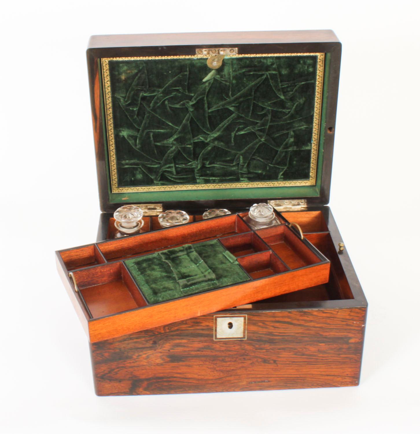 Antique Victorian Gonçalo Alves Vanity Box 1860s For Sale 9