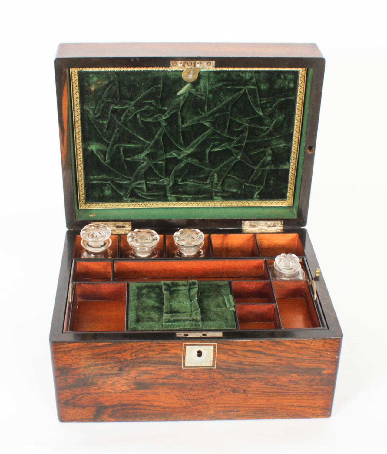 Antique Victorian Gonçalo Alves Vanity Box 1860s For Sale 3