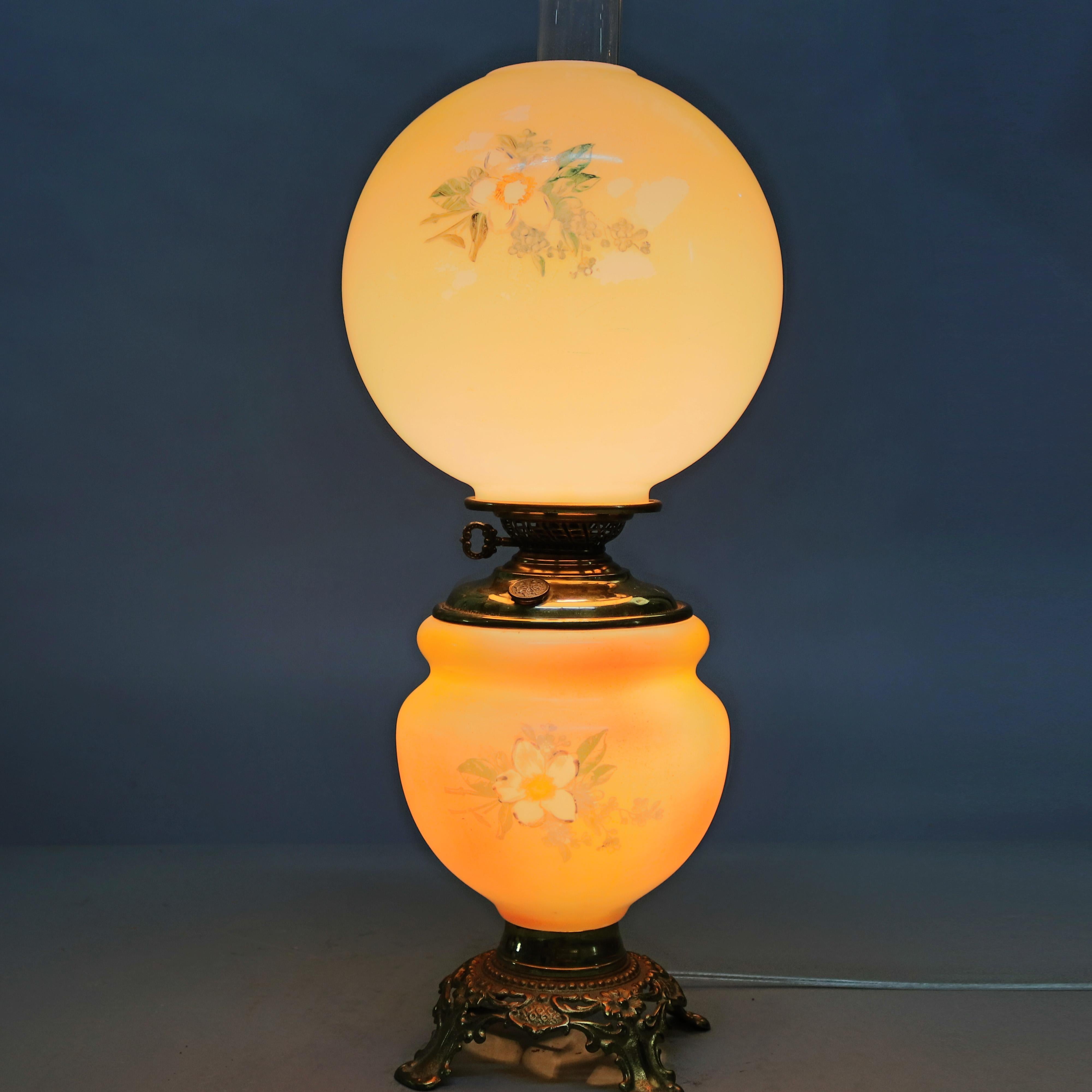 Antique Victorian Gone with the Wind Parlor Lamp, circa 1890 In Good Condition In Big Flats, NY
