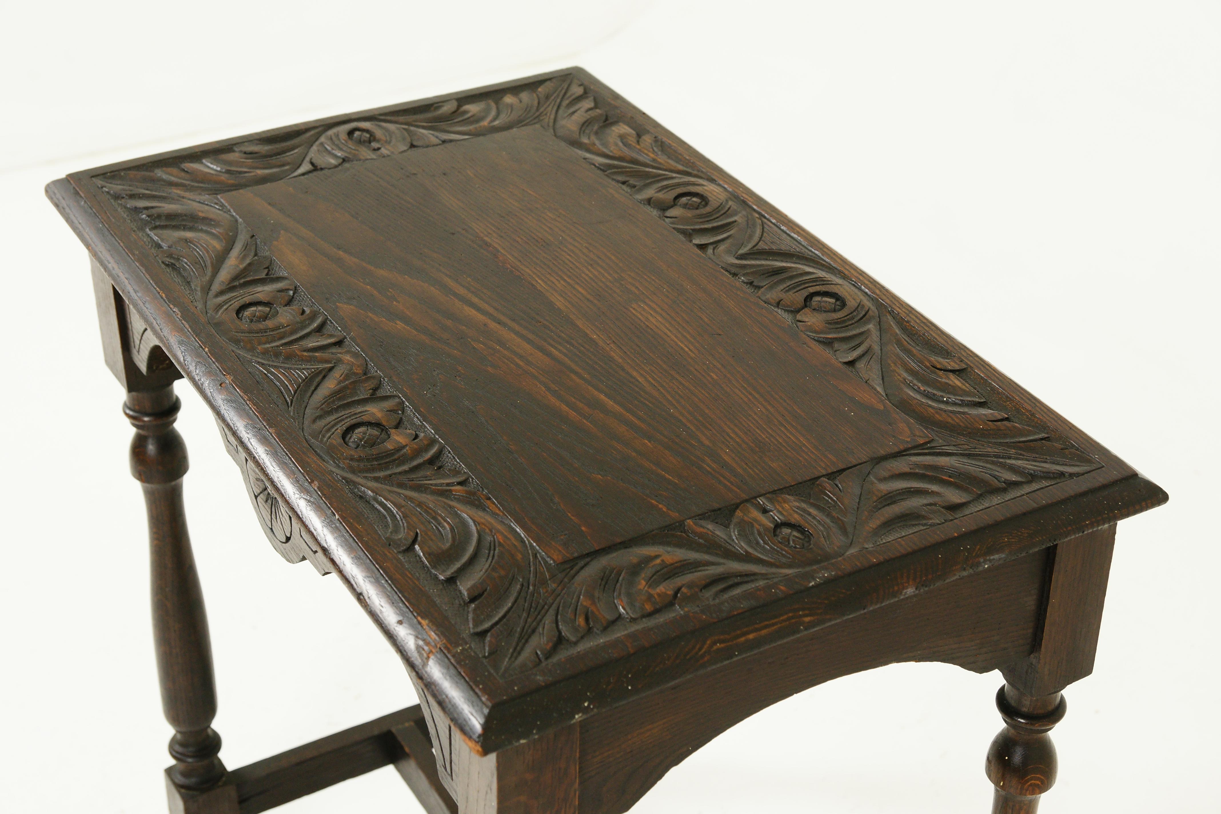 Hand-Crafted Antique Victorian Gothic Carved Oak Side Table, Lamp Table, Scotland 1880, B2443