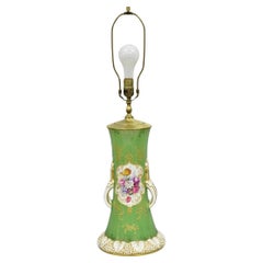Antigua Lámpara de Mesa Victoriana de Porcelana Verde Austriaca Pintada a Mano Flor Francesa