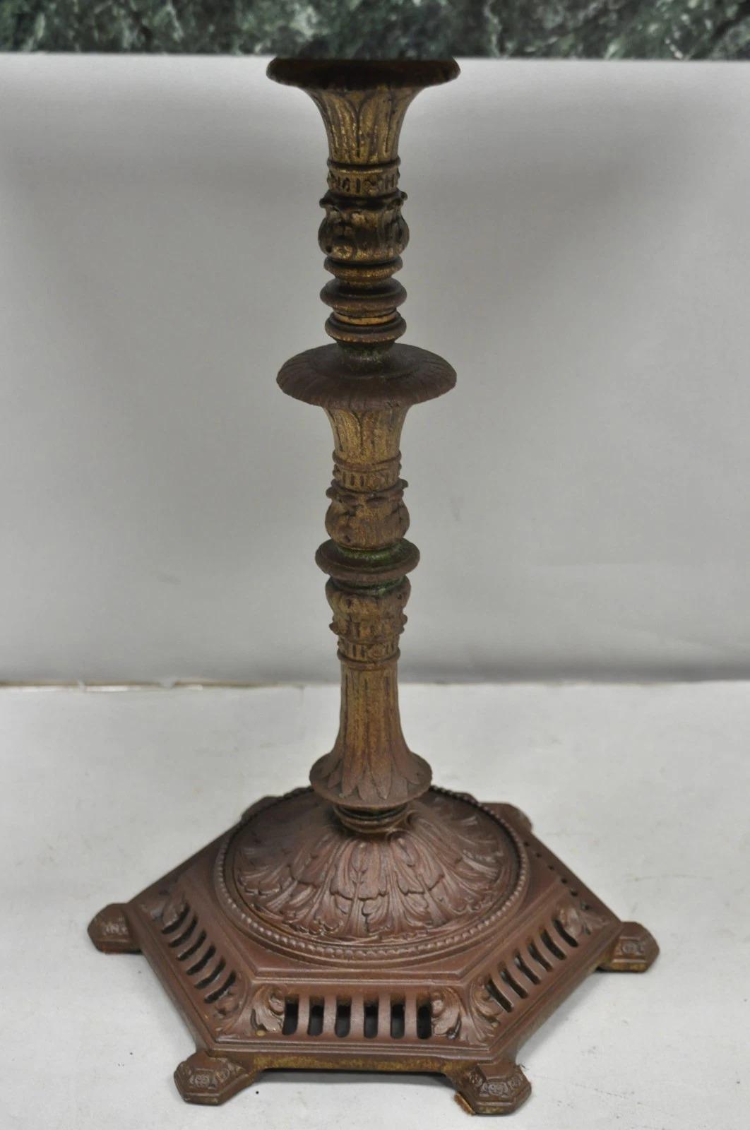 Antique Victorian Green Marble Cast Iron Pedestal Base Smoking Stand Side Table Bon état - En vente à Philadelphia, PA