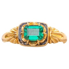 Antique Victorian Green Paste Black Enamel 18k Gold Ring Unusual 19th Century