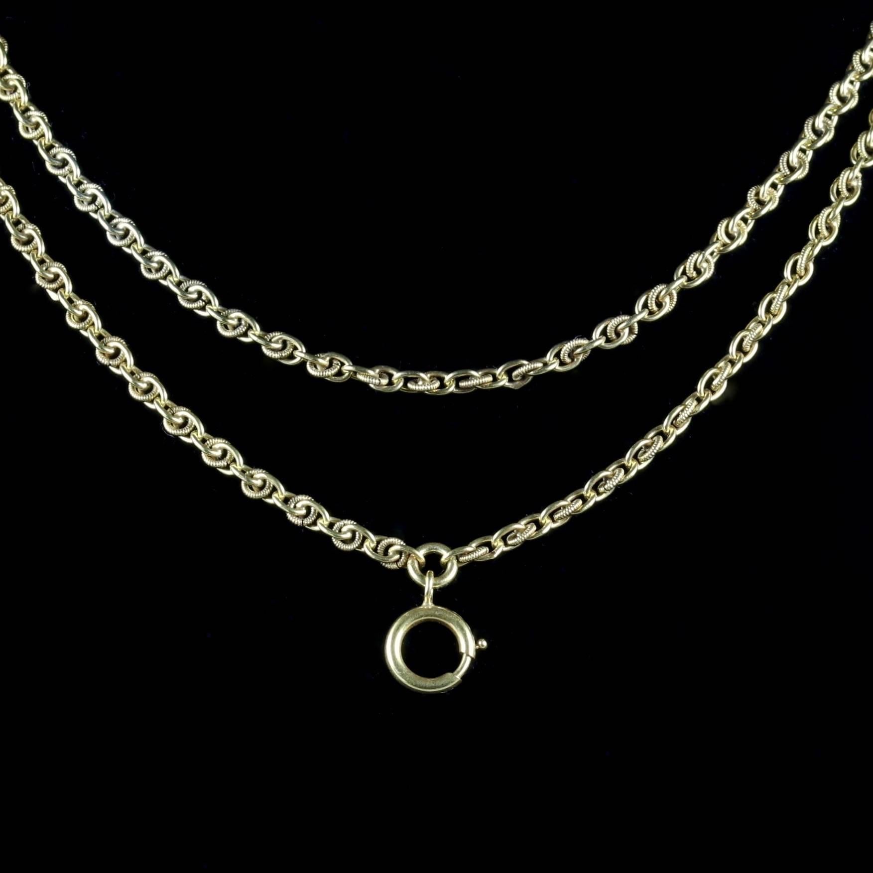 This wonderful Victorian 18ct Yellow Gold on Silver guard chain is Circa 1900.

Each link boasts Victorian workmanship all round.

The chain leads to a clasp, so you can attach your own pendant.

It is steeped in history from the Victorian era.

The