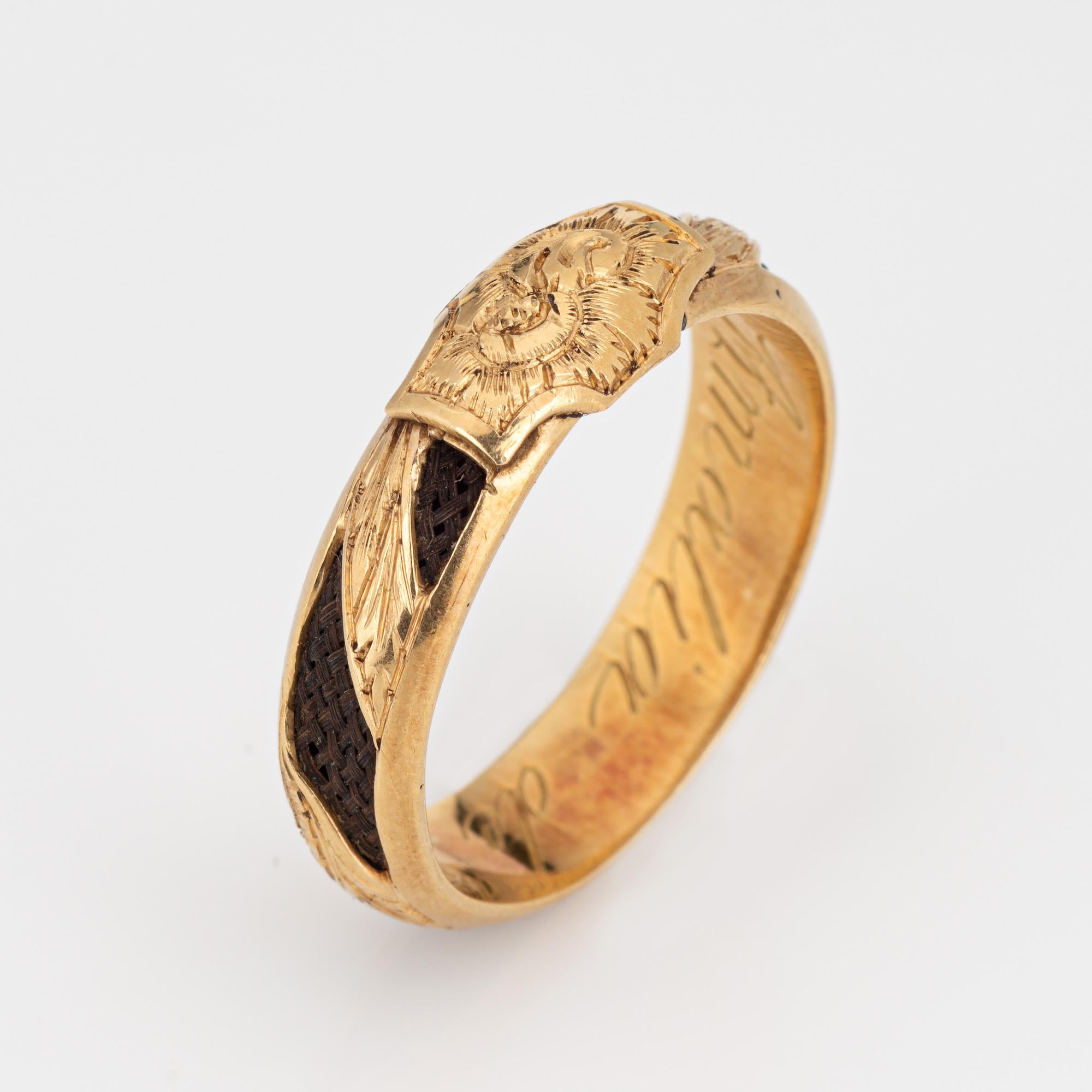 Finely detailed antique Victorian ring (circa 1880s to 1900s), crafted in 18 karat yellow gold. 

In the Victorian era, hair jewelry held immense sentimental value and served as a unique and poignant form of remembrance and mourning. The ring has