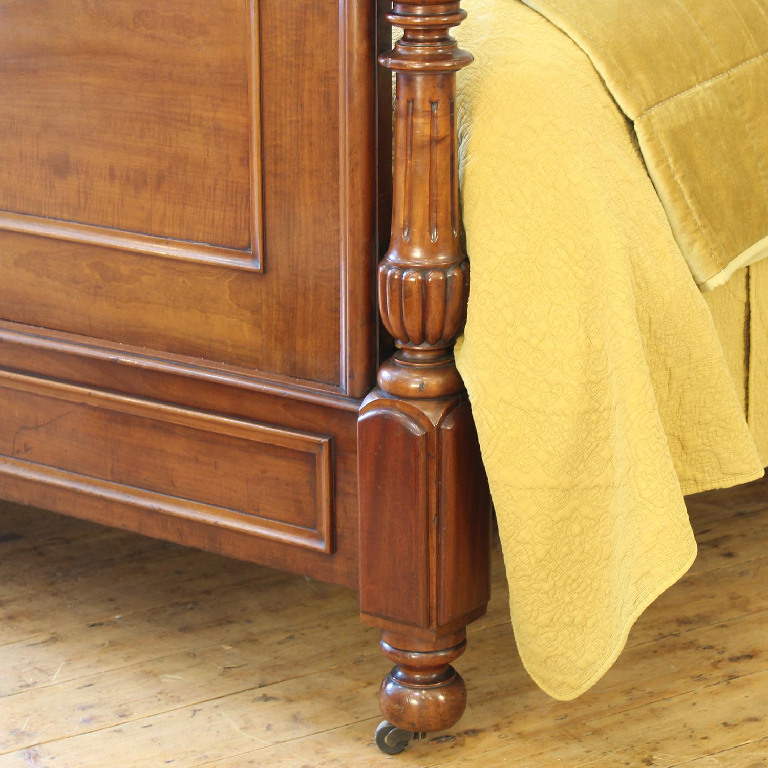 19th Century Antique Victorian Half Tester Bed, WHT14 For Sale