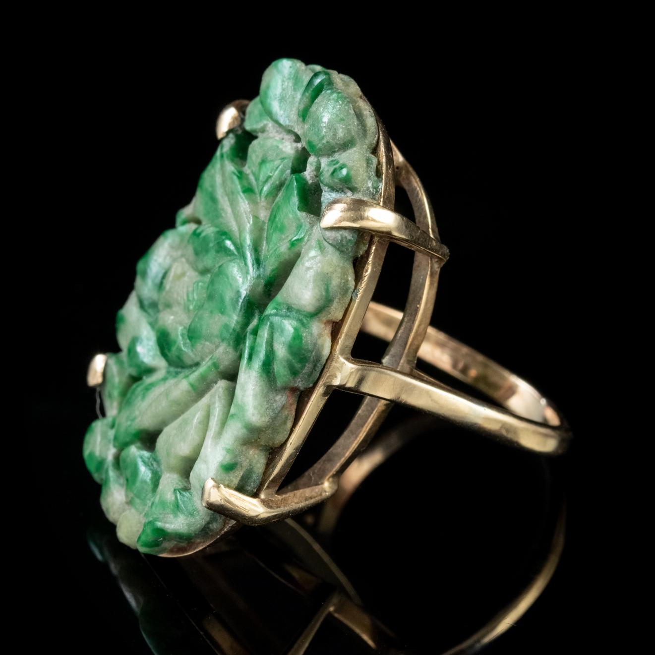Antique Victorian Hand Carved Jade Ring 18 Carat Gold, circa 1900 In Good Condition In Lancaster, Lancashire