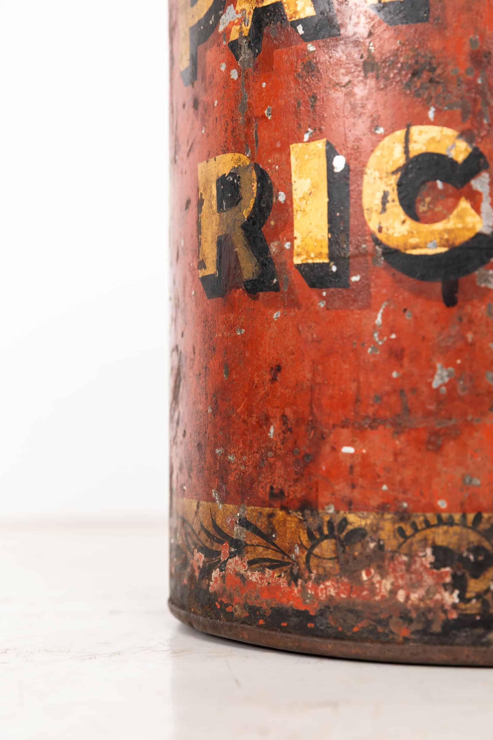 Antique Victorien 'Patna Rice' Toleware Cannister peint à la main. c.1890. État moyen - En vente à London, GB