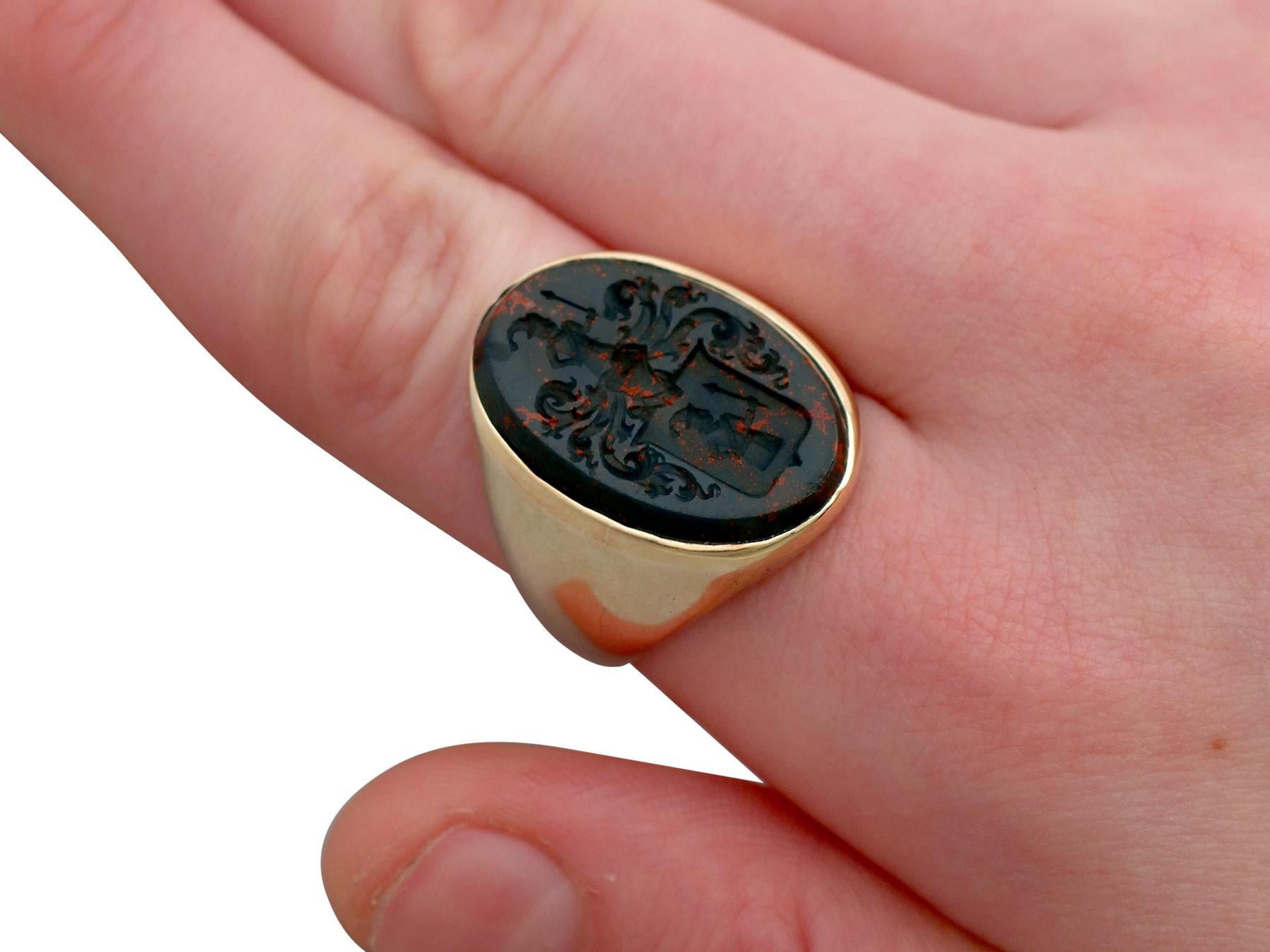 Antique Victorian Hardstone and Yellow Gold Signet Ring 4