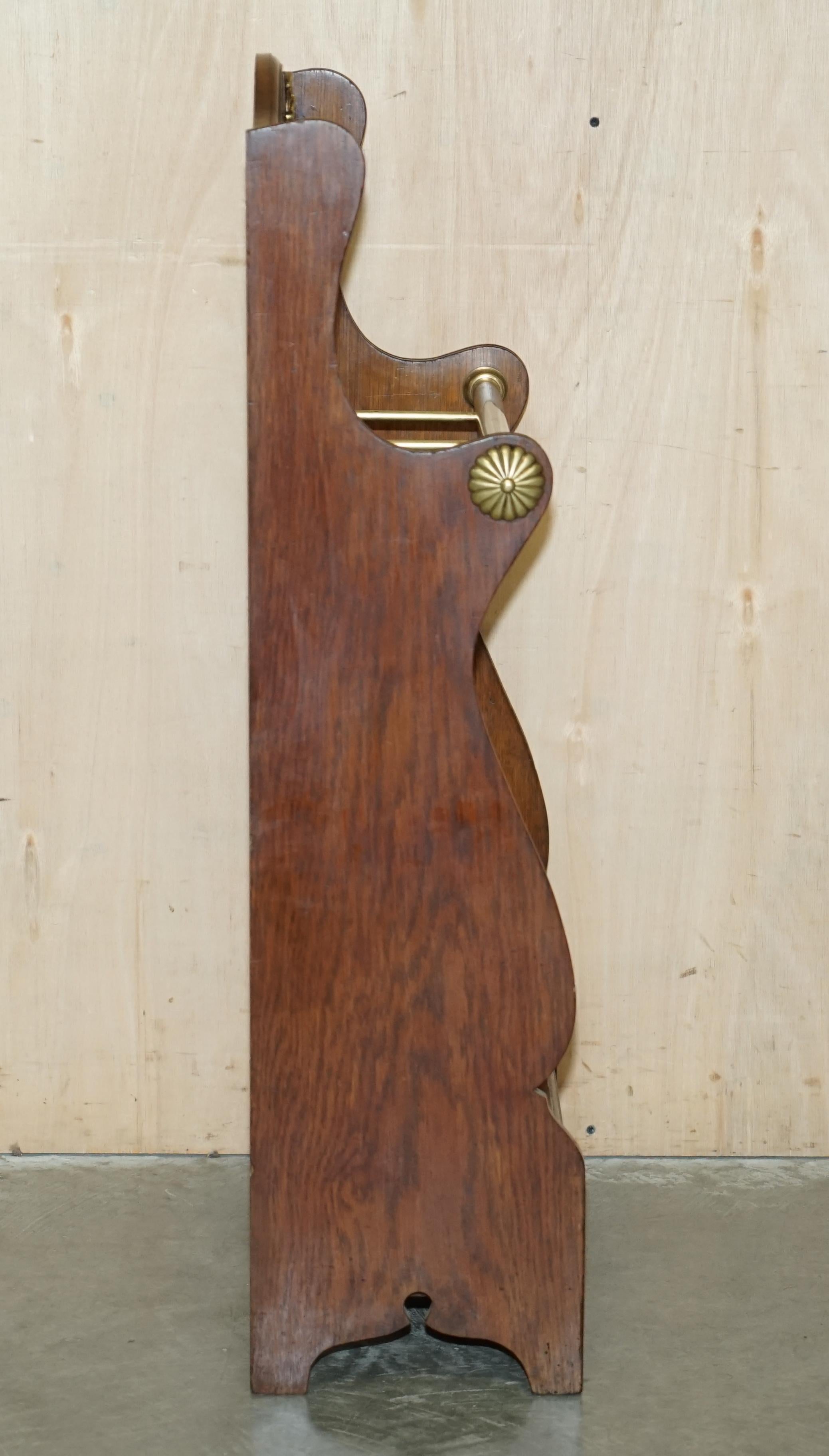 ANTICO LEGNO DURO E OTTONE DI JAMES JAS SHOOLBred STICK UMBRELLA STANd in vendita 8