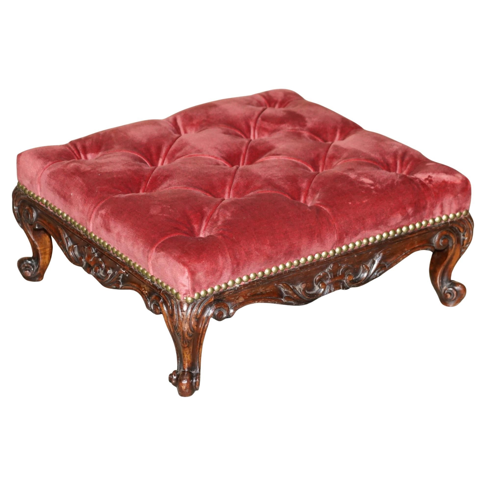 ANTIQUE VICTORiAN HARDWOOD FRAMED SALMON VELOUR CHESTERFIELD TUFTED FOOTSTOOL