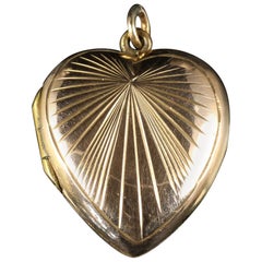 Antique Victorian Heart Locket 9 Carat Gold, circa 1900