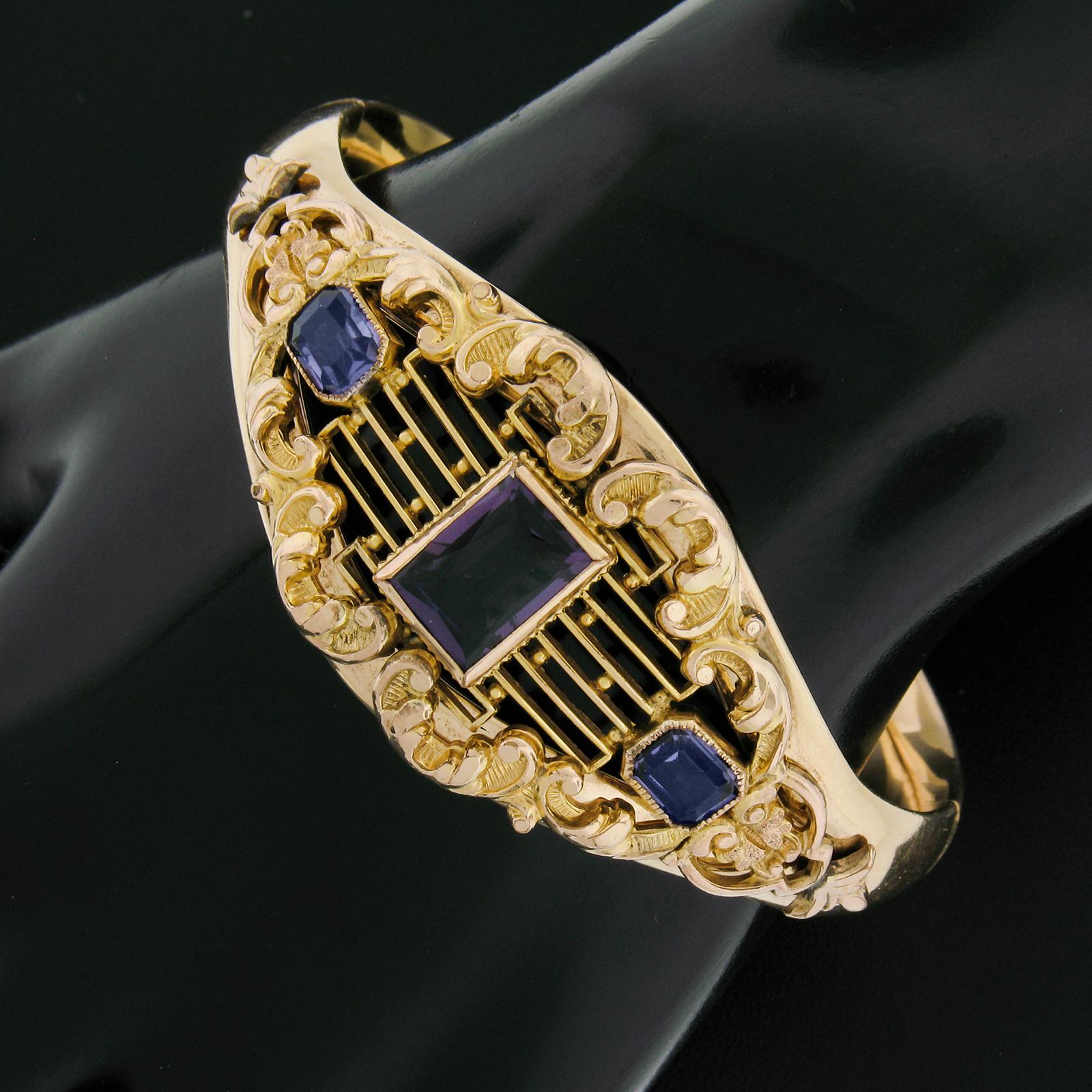 Antikes viktorianisches, schweres, goldgefülltes, lila Steine, Repousse-Armband mit Scharnier, offen (Viktorianisch) im Angebot