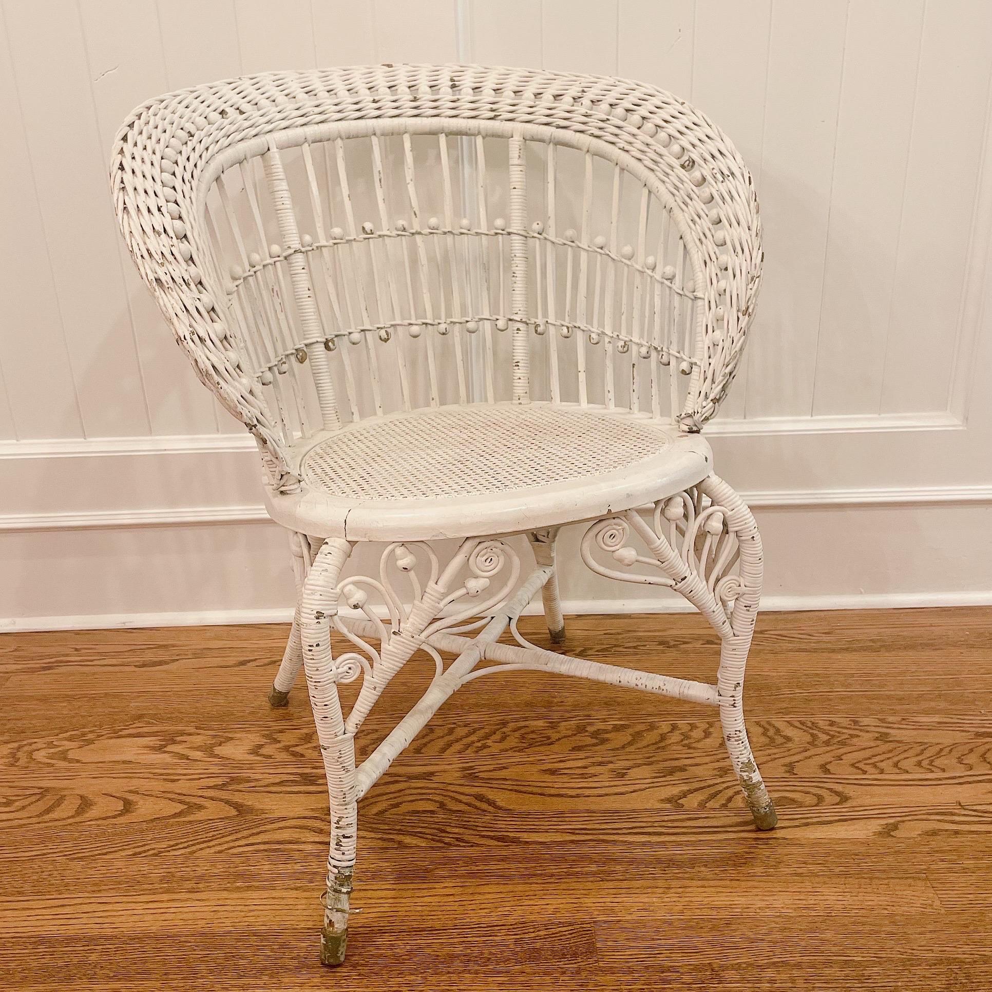 Antique Victorian Heywood Wakefield (attr) Ball & Stick Wicker Chair, Circa 1890 In Good Condition For Sale In Cookeville, TN
