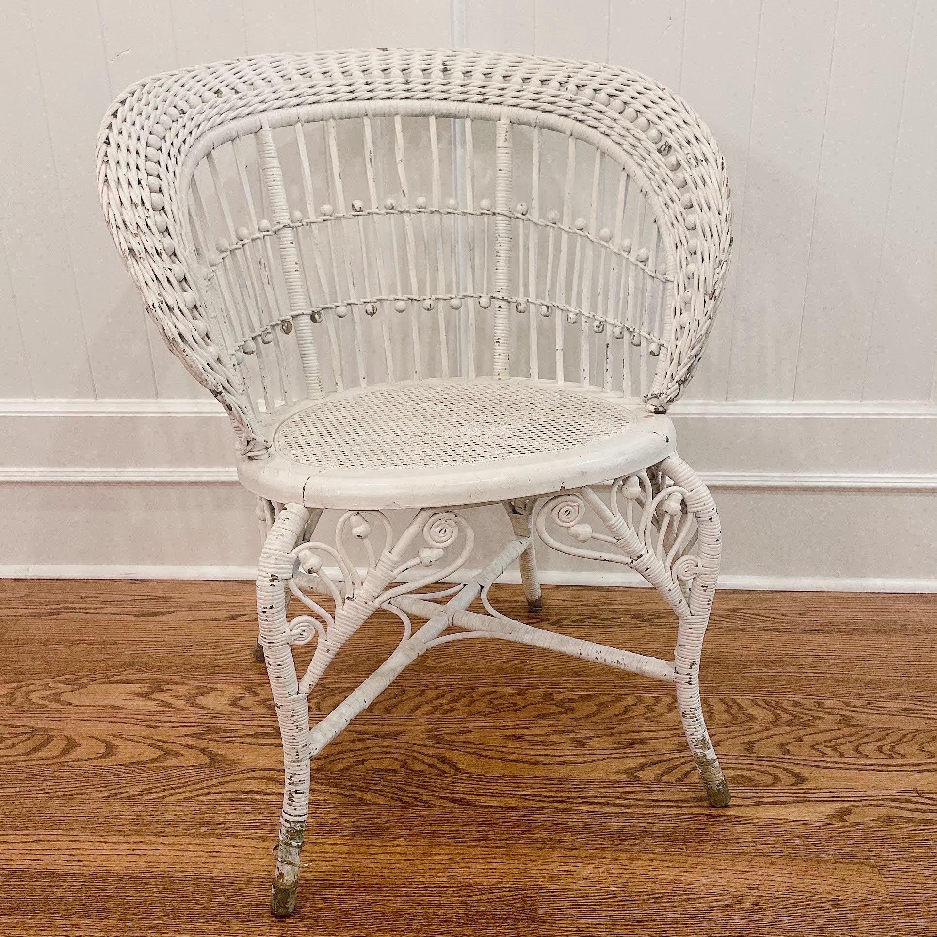 Antique Victorian Heywood Wakefield (attr) Ball & Stick Wicker Chair, Circa 1890 In Good Condition For Sale In Cookeville, TN