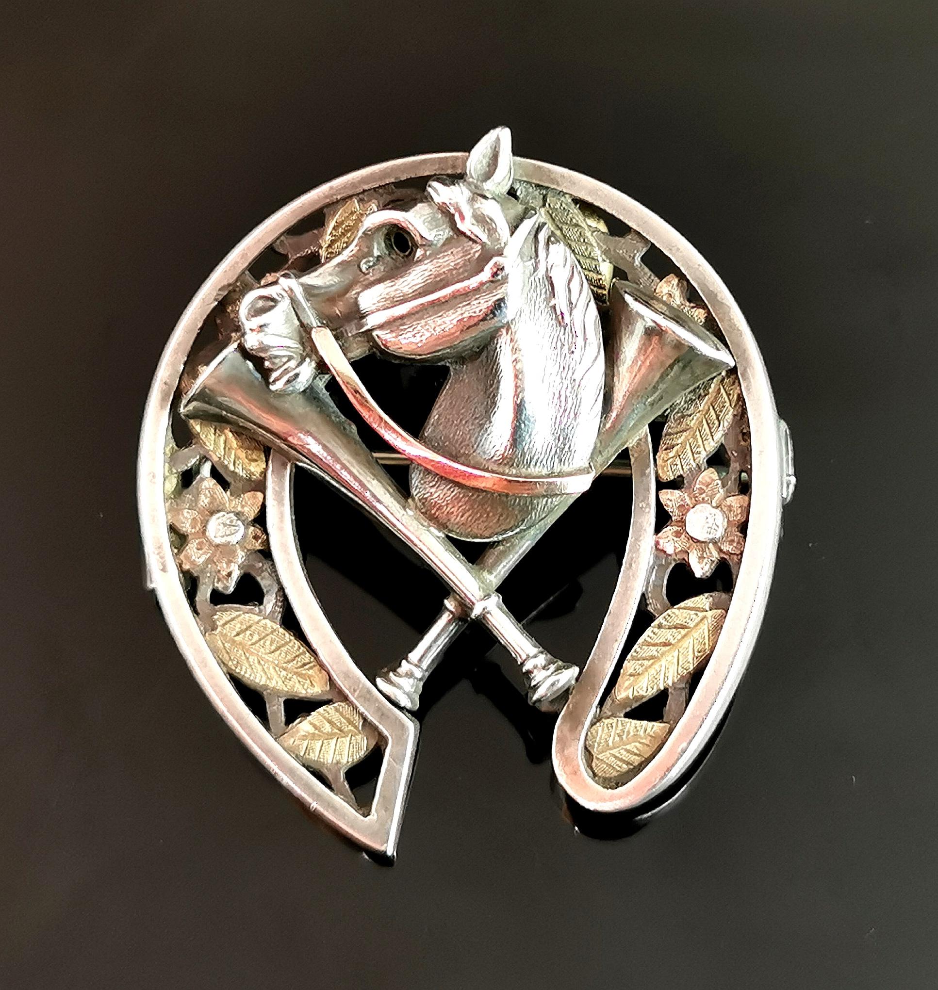 Antique Victorian Horseshoe, horse and horns brooch, Sterling silver and 9k gold In Good Condition In NEWARK, GB