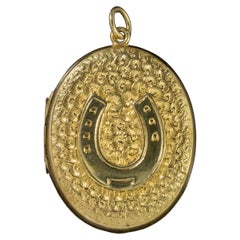 Antique Victorian Horseshoe Locket 18 Carat Gold, circa 1900