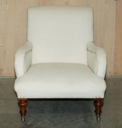 ANTIQUE ViCTORIAN HOWARD & SON'S BRIDGEWATER STYLE ARMCHAIR NICELY SCULPTED ARMs