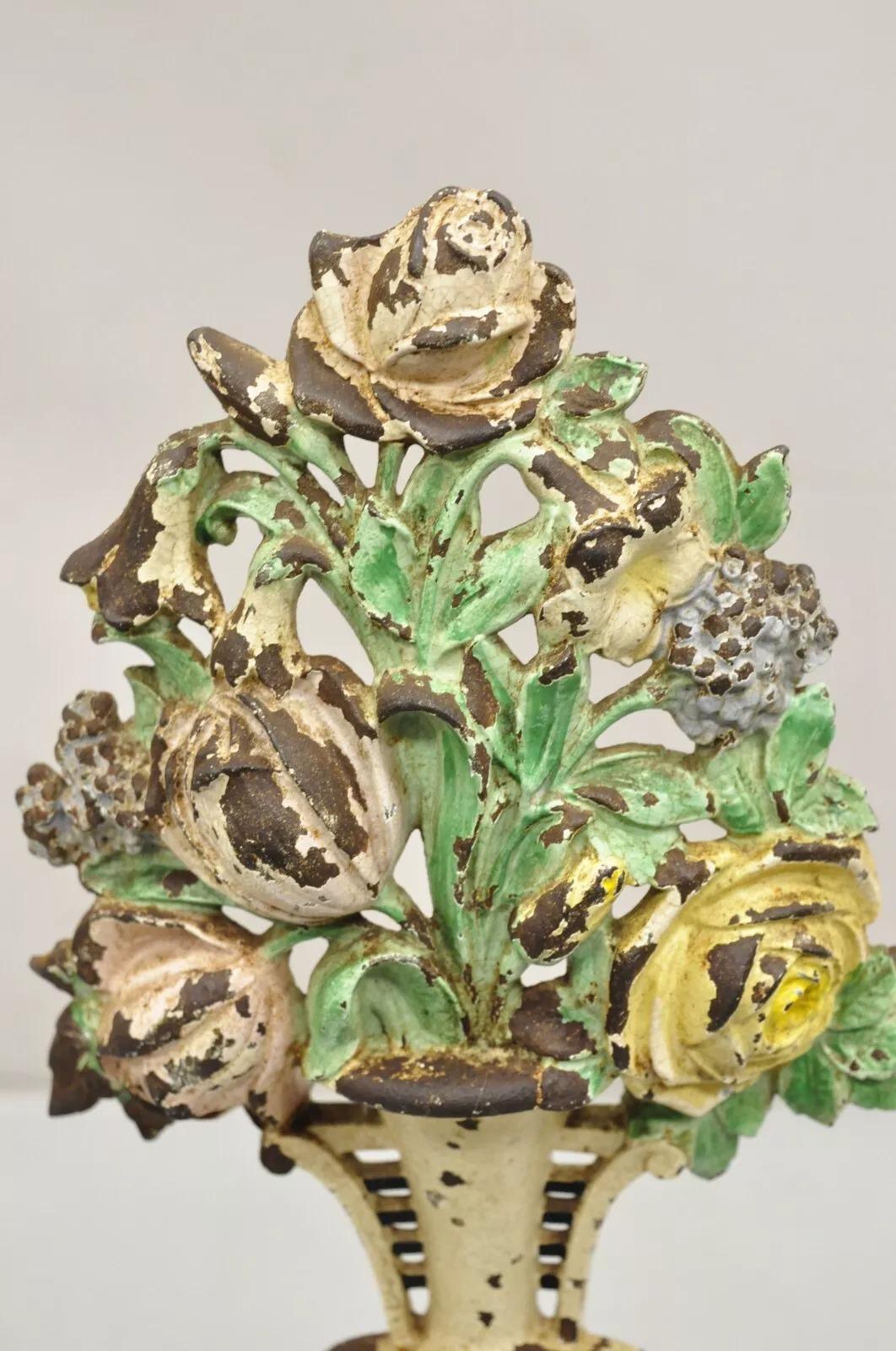 Antique Victorian Hubley Tall Cast Iron Figural Floral Painted Bouquet Door Stop In Good Condition For Sale In Philadelphia, PA
