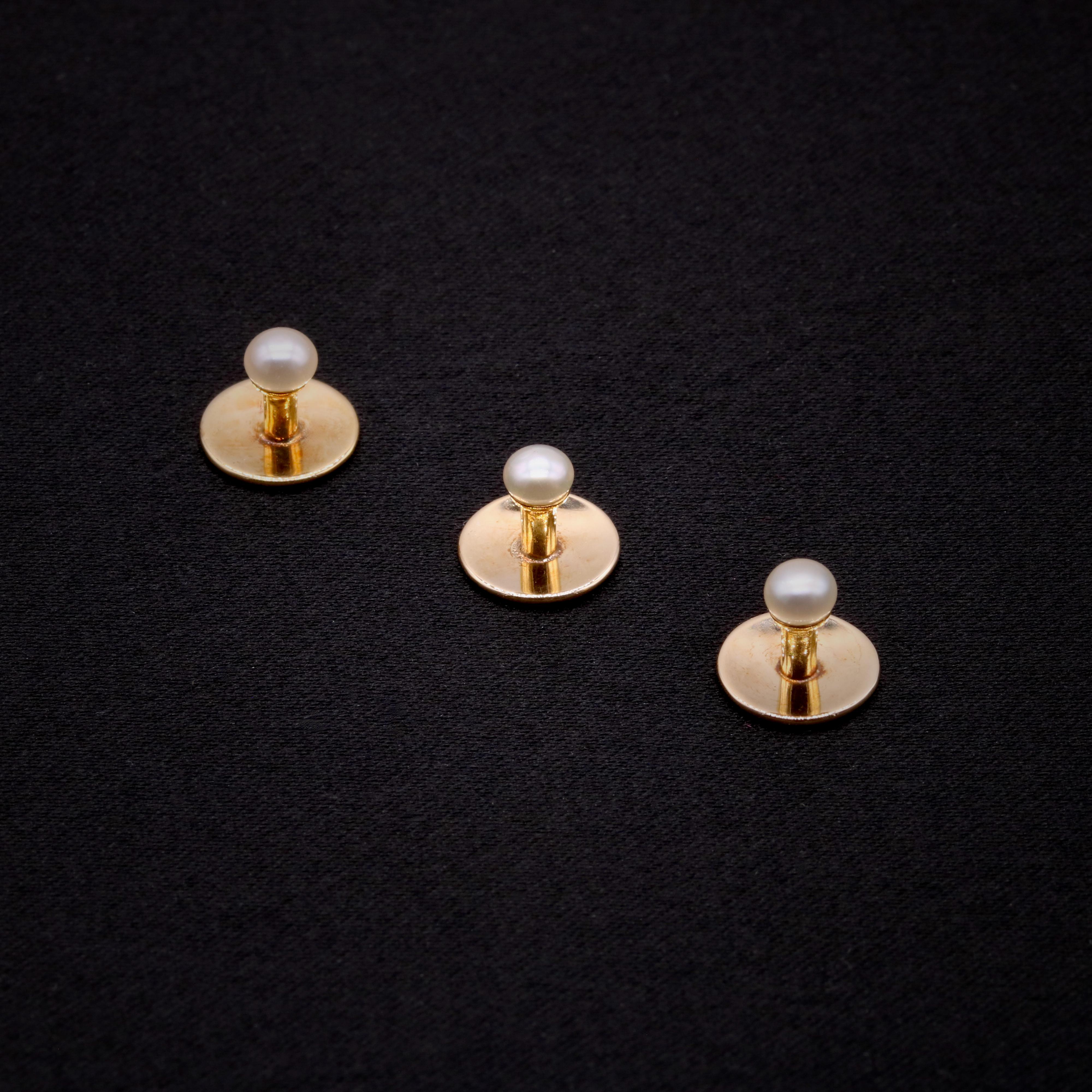 Antique Victorian Hunt & Roskell 15K Yellow Gold Pearl Dress Studs For Sale 2