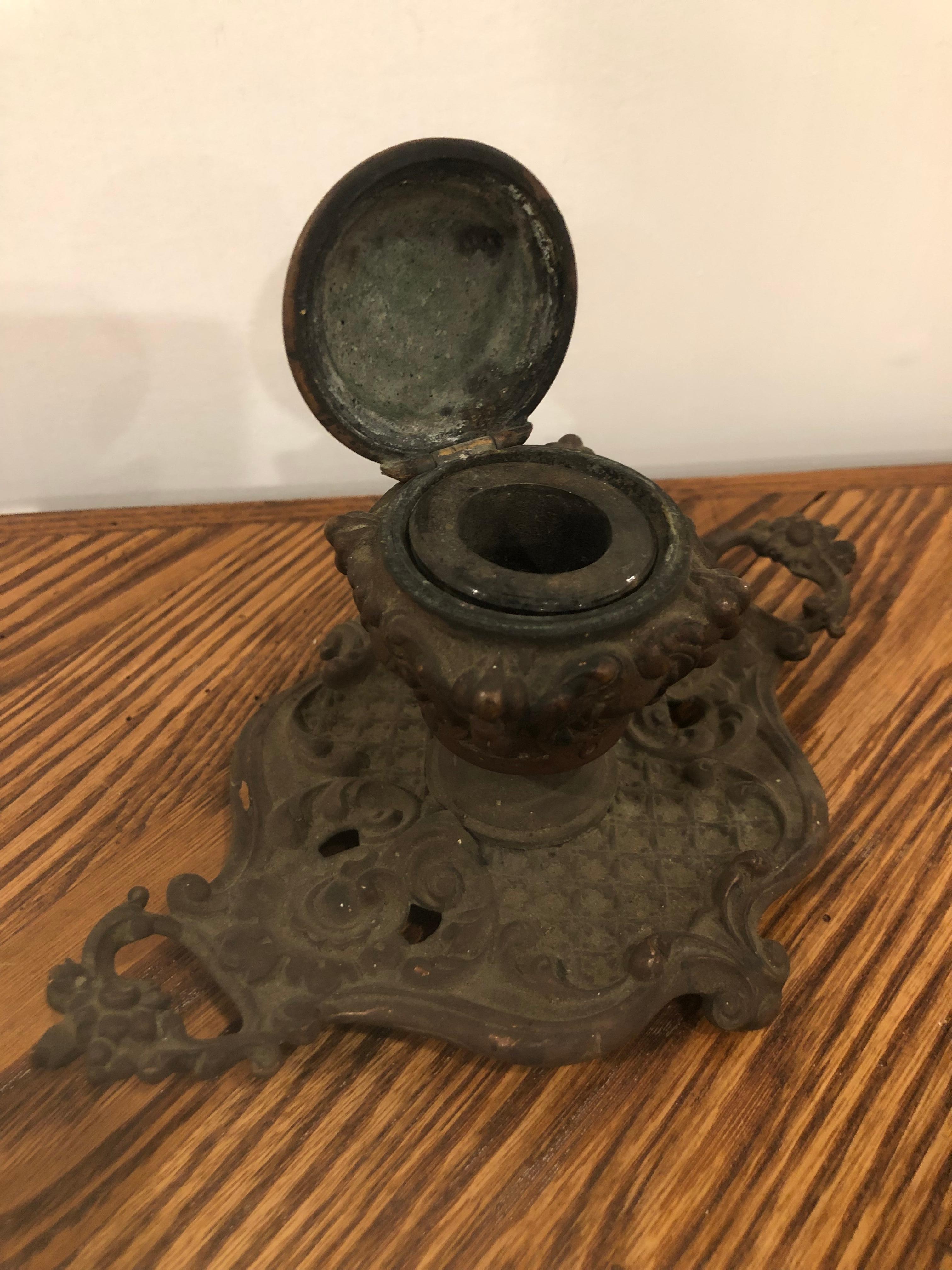Antique Victorian Inkwell with Glass Insert For Sale 4